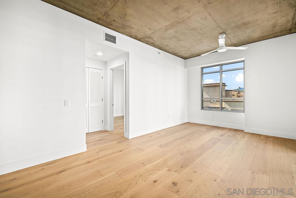 Detail Gallery Image 15 of 31 For 801  Ash St  #402,  San Diego,  CA 92101 - 2 Beds | 2 Baths
