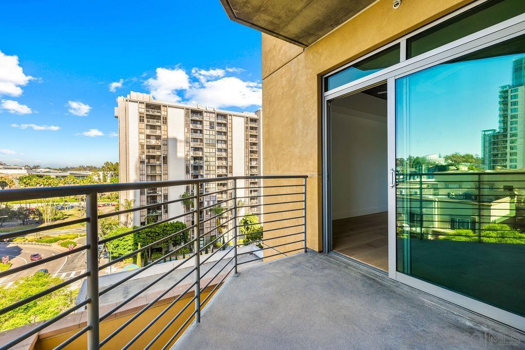 Detail Gallery Image 26 of 31 For 801  Ash St  #402,  San Diego,  CA 92101 - 2 Beds | 2 Baths