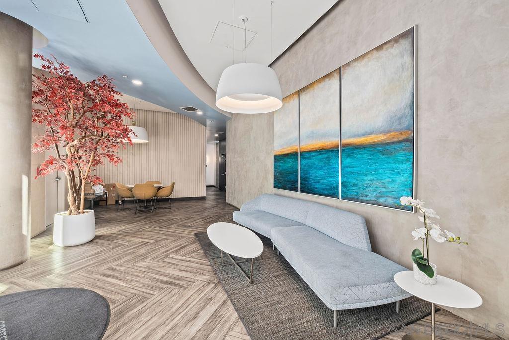 Detail Gallery Image 5 of 31 For 801  Ash St  #402,  San Diego,  CA 92101 - 2 Beds | 2 Baths