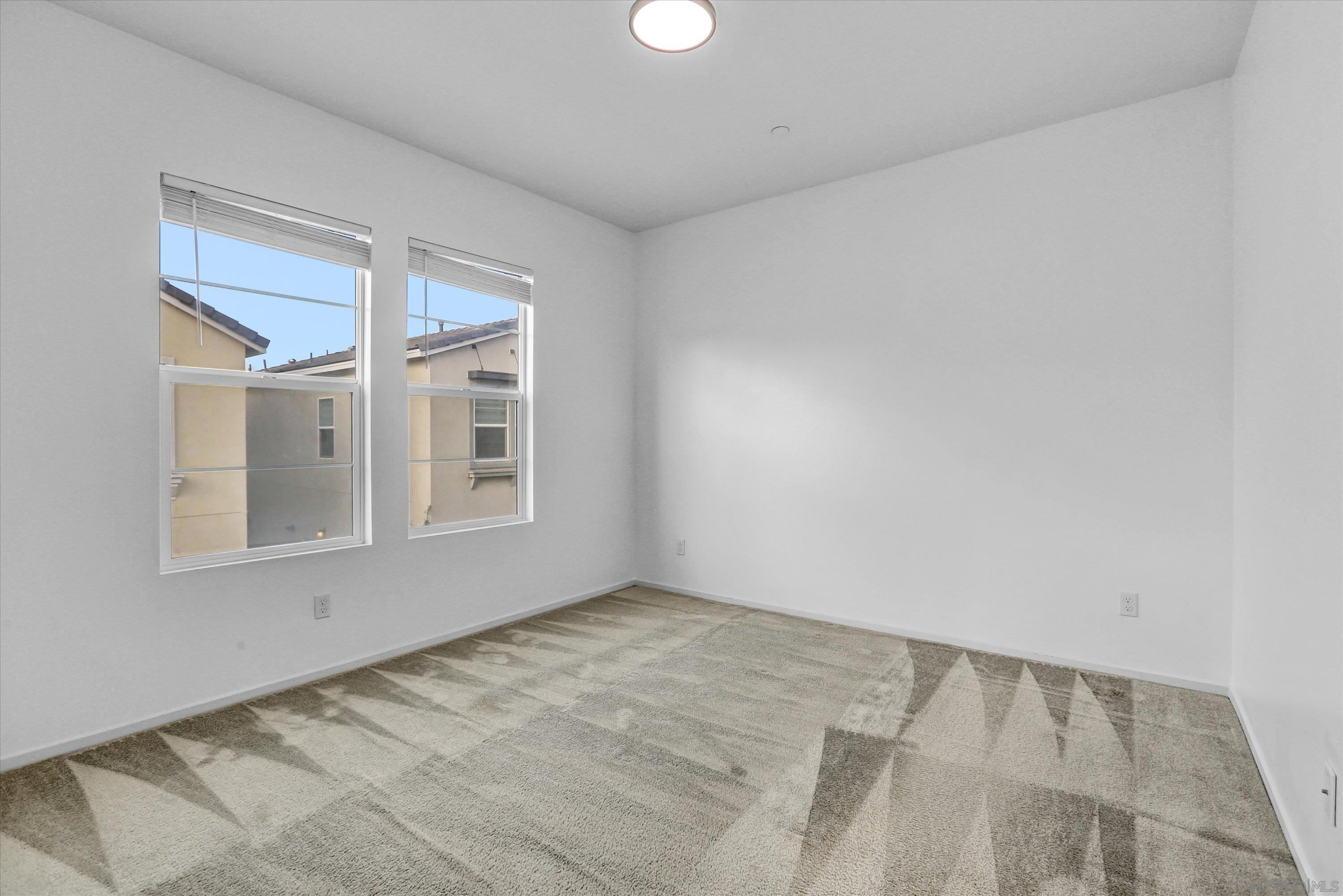 Detail Gallery Image 17 of 31 For 1250  Camino Carmelo, Chula Vista,  CA 91913 - 4 Beds | 3 Baths