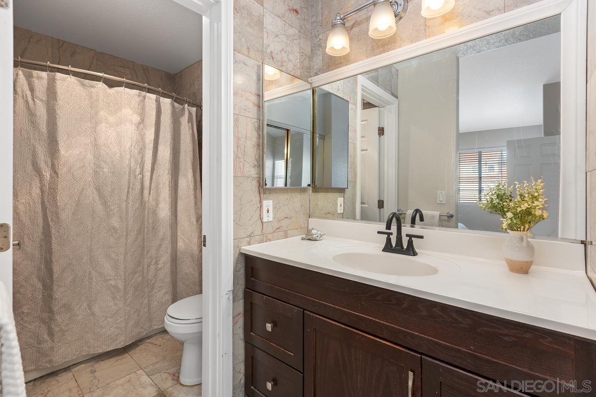 Detail Gallery Image 12 of 17 For 3635  3rd  #3,  San Diego,  CA 92103 - 3 Beds | 2/1 Baths