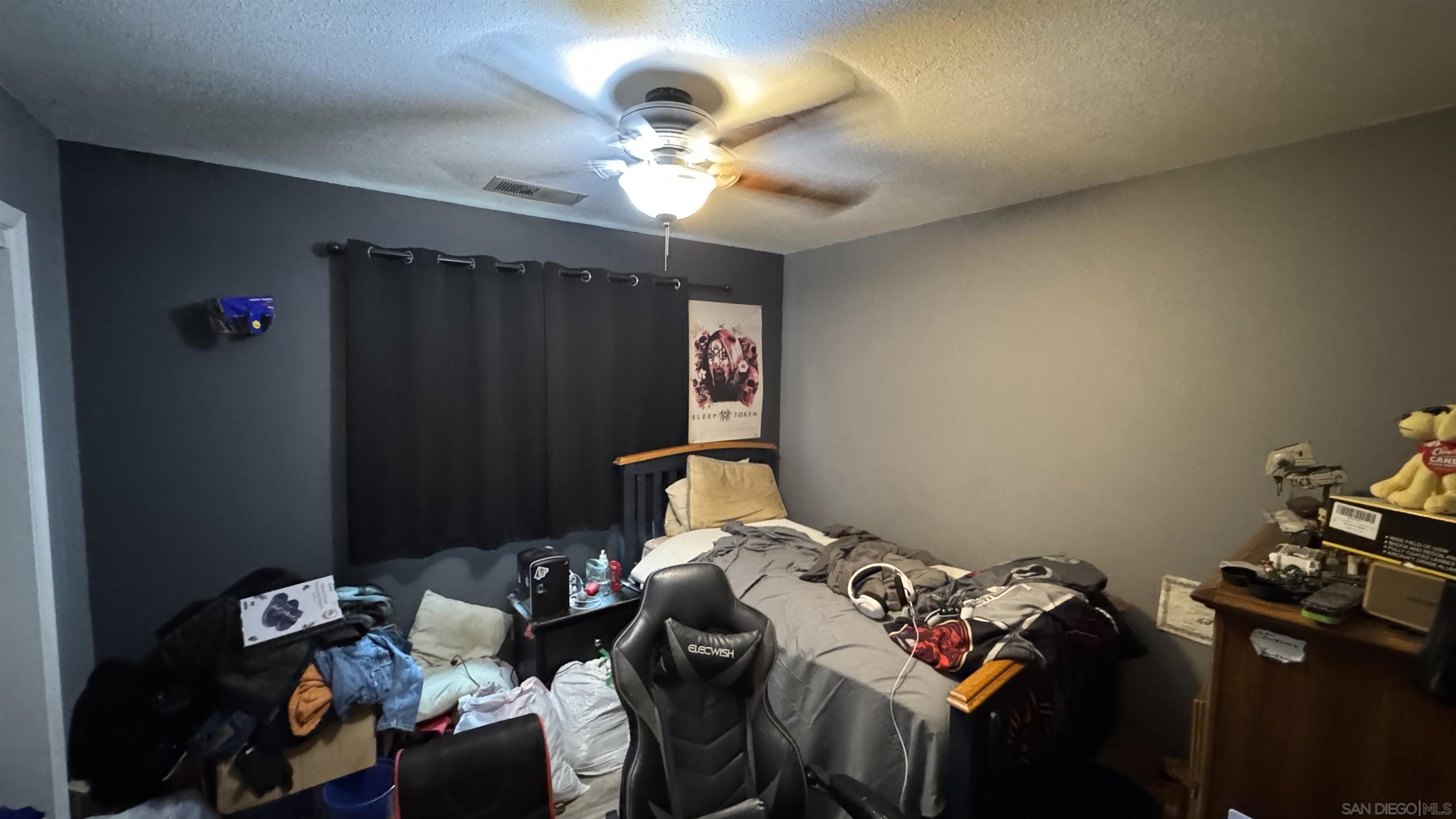 Detail Gallery Image 15 of 34 For 3642 W Redlands Ave, Fresno,  CA 93722 - 3 Beds | 2 Baths