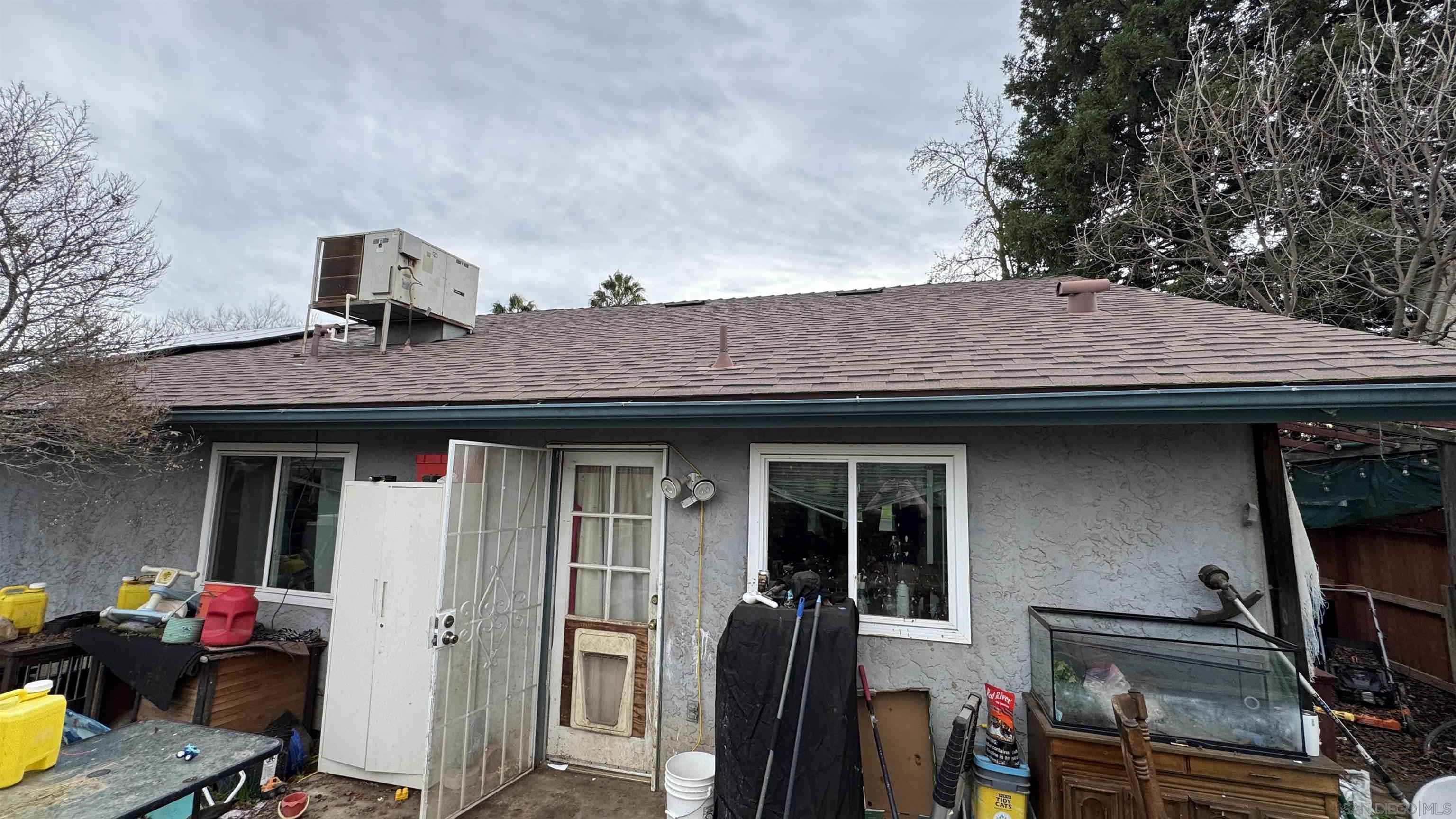 Detail Gallery Image 23 of 34 For 3642 W Redlands Ave, Fresno,  CA 93722 - 3 Beds | 2 Baths