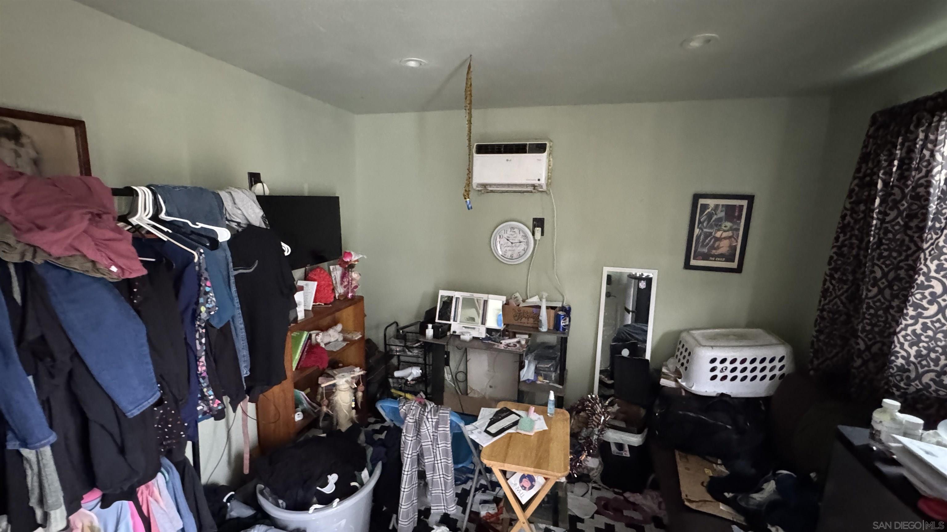 Detail Gallery Image 30 of 34 For 3642 W Redlands Ave, Fresno,  CA 93722 - 3 Beds | 2 Baths