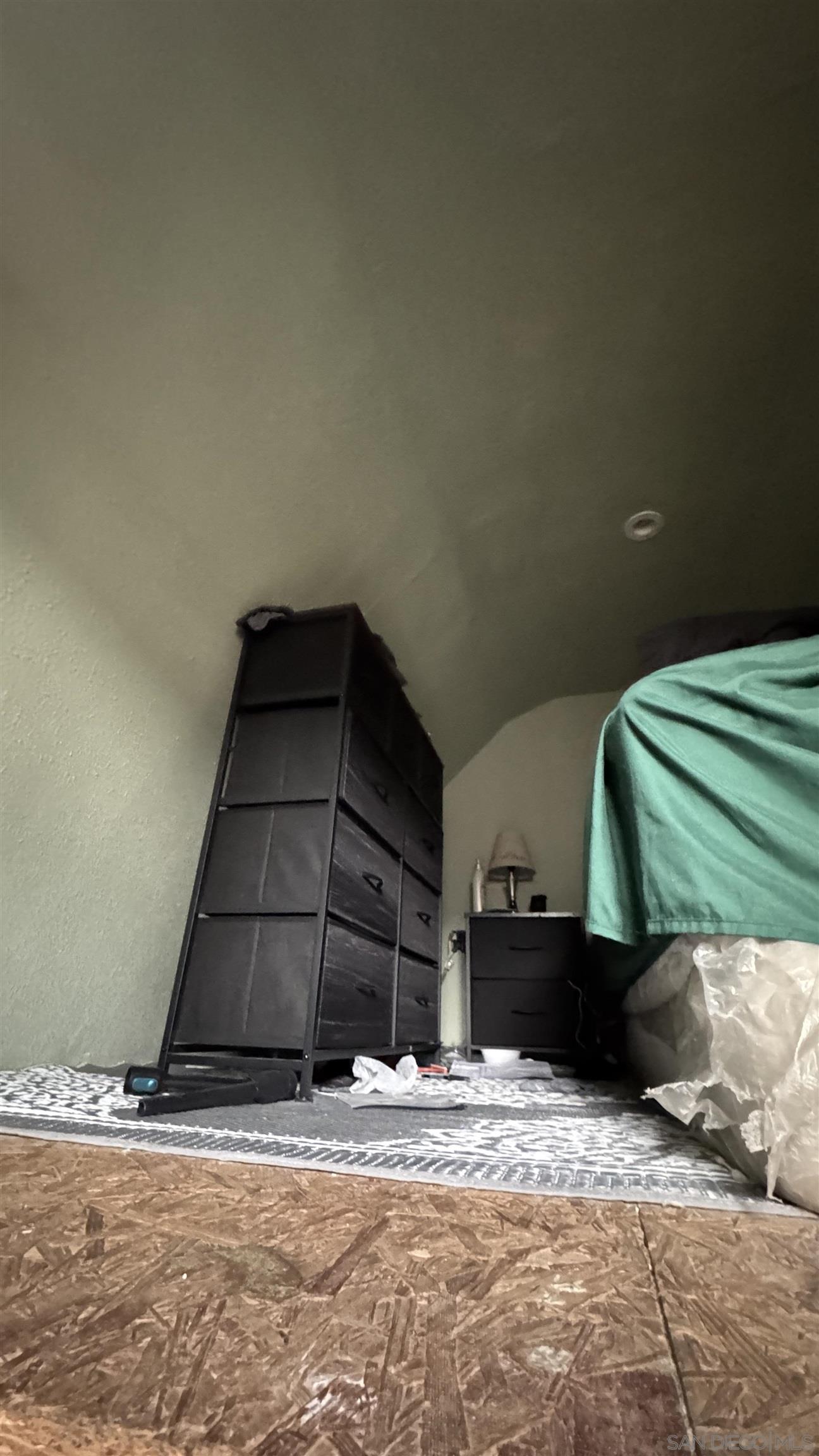 Detail Gallery Image 32 of 34 For 3642 W Redlands Ave, Fresno,  CA 93722 - 3 Beds | 2 Baths