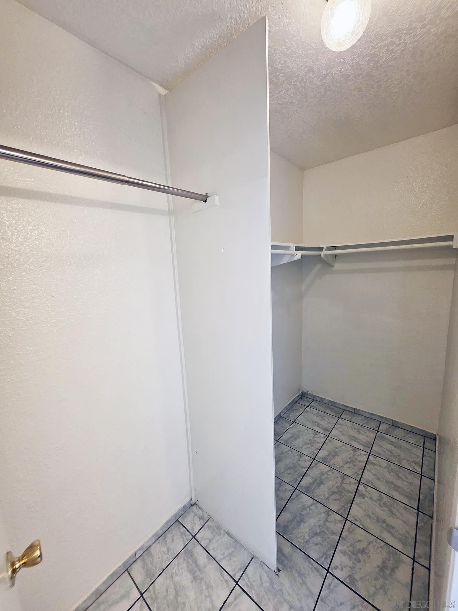 Detail Gallery Image 13 of 18 For 4056  Van Dyke Ave  4, San Diego,  CA 92105 - 2 Beds | 1/1 Baths