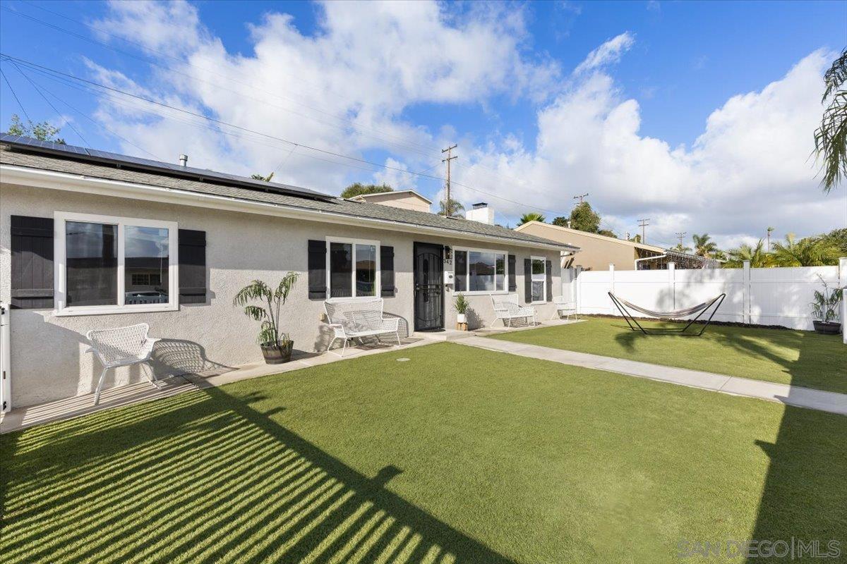 Detail Gallery Image 2 of 37 For 342  Billow Drive, San Diego,  CA 92114 - 4 Beds | 2 Baths