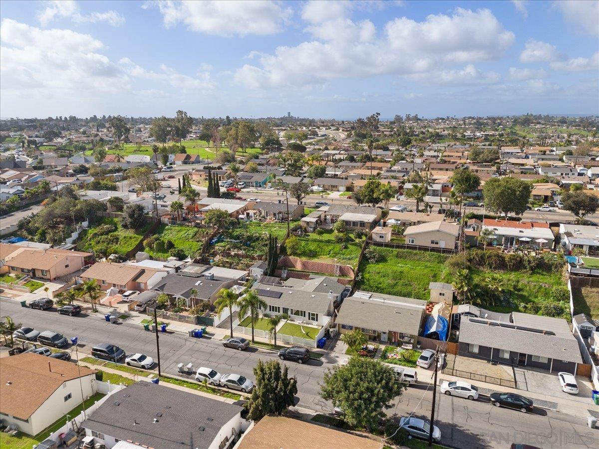 Detail Gallery Image 33 of 37 For 342  Billow Drive, San Diego,  CA 92114 - 4 Beds | 2 Baths