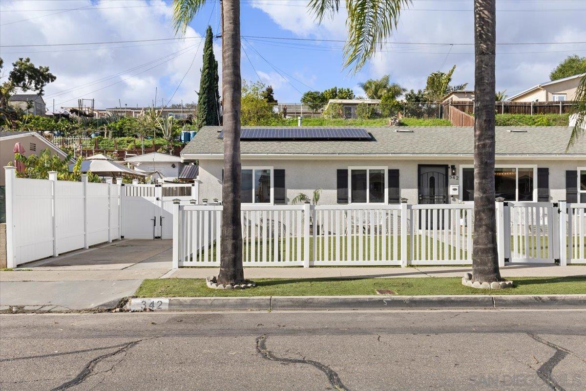 Detail Gallery Image 5 of 37 For 342  Billow Drive, San Diego,  CA 92114 - 4 Beds | 2 Baths