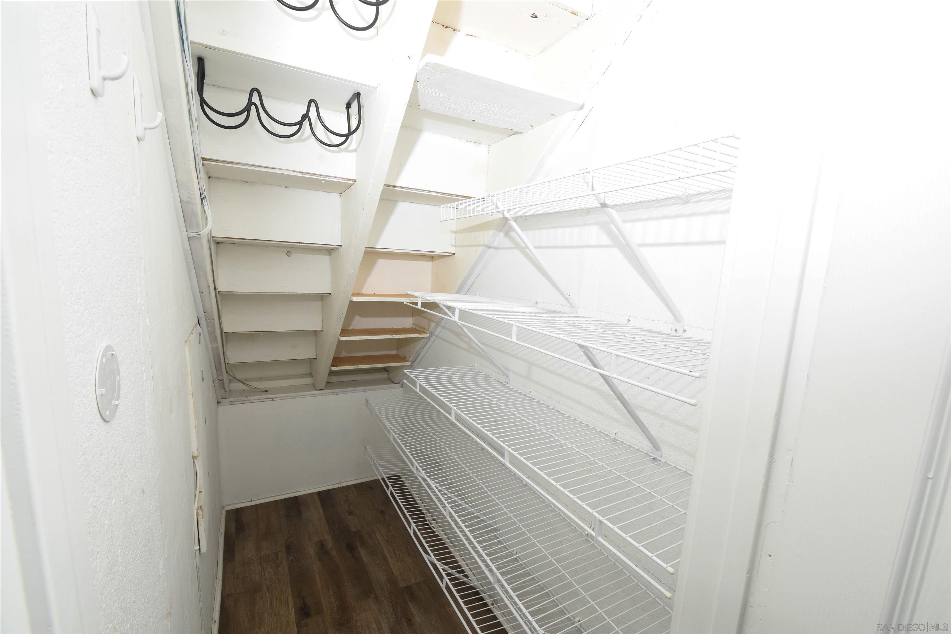 Detail Gallery Image 21 of 25 For 4073  Ivey Vista Way, Oceanside,  CA 92057 - 3 Beds | 2/1 Baths