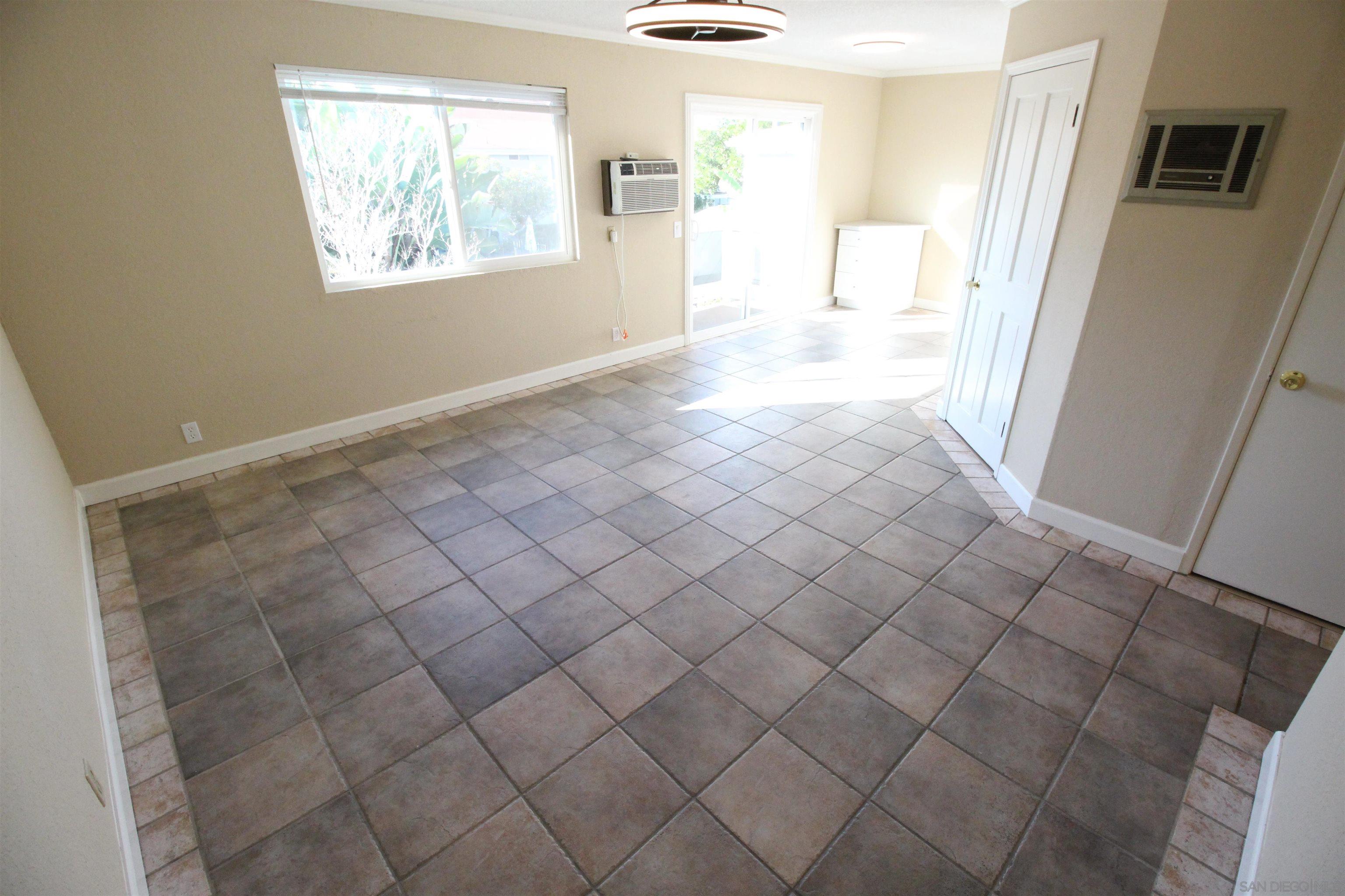 Detail Gallery Image 9 of 24 For 11183  Kelowna Rd  36, San Diego,  CA 92126 - 3 Beds | 2 Baths