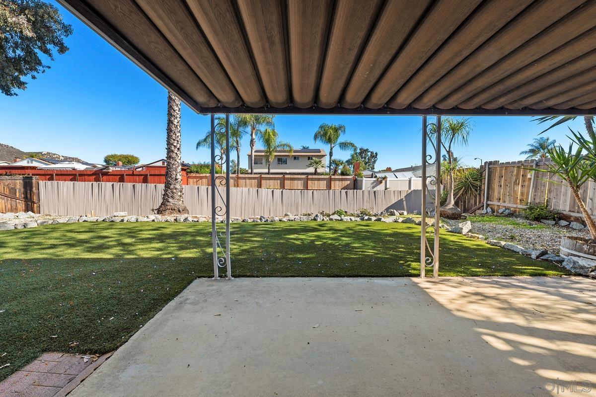 Detail Gallery Image 7 of 26 For 10017  Woodrose Ave, Santee,  CA 92071 - 3 Beds | 2 Baths