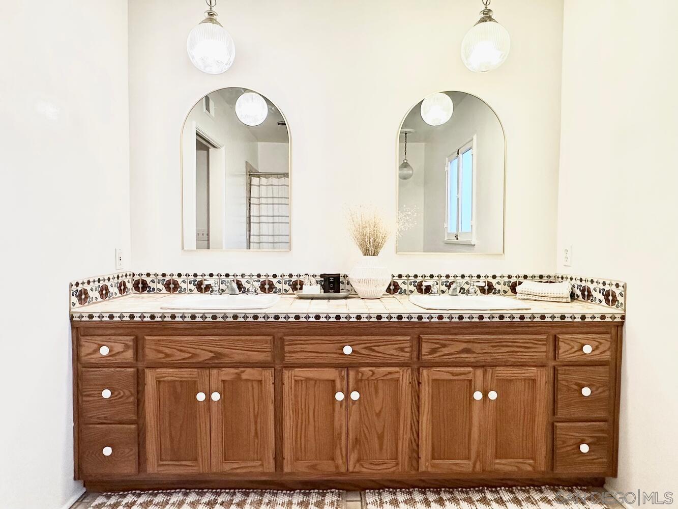 Detail Gallery Image 38 of 75 For 4422  Leon St, San Diego,  CA 92107 - 4 Beds | 4 Baths