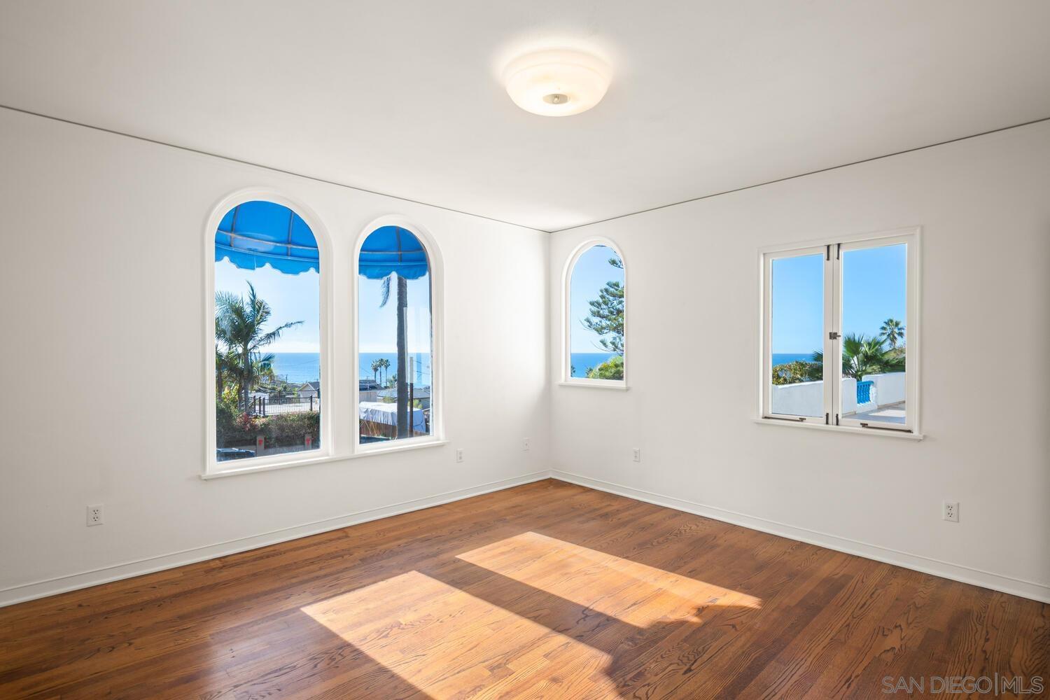 Detail Gallery Image 40 of 75 For 4422  Leon St, San Diego,  CA 92107 - 4 Beds | 4 Baths