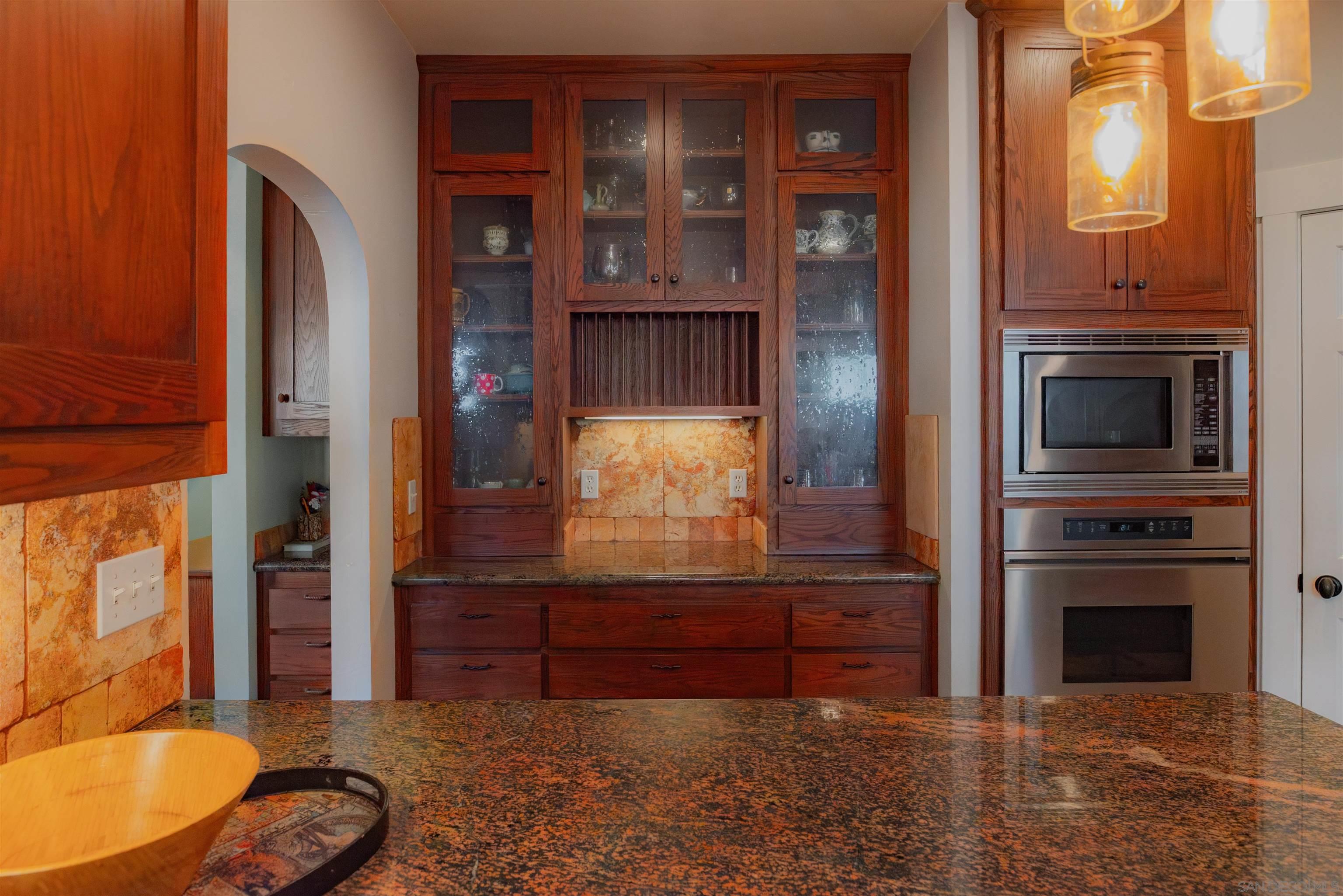 Detail Gallery Image 22 of 62 For 210 E 6th Ave, Escondido,  CA 92025 - 4 Beds | 4 Baths