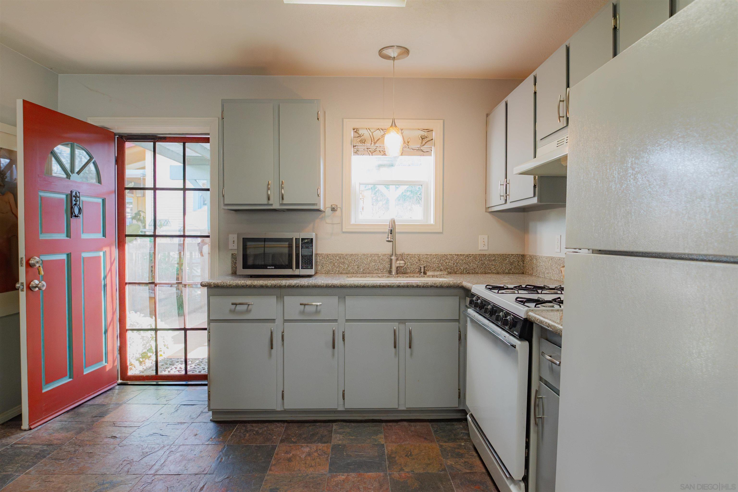 Detail Gallery Image 54 of 61 For 210 E 6th Ave, Escondido,  CA 92025 - 4 Beds | 4 Baths