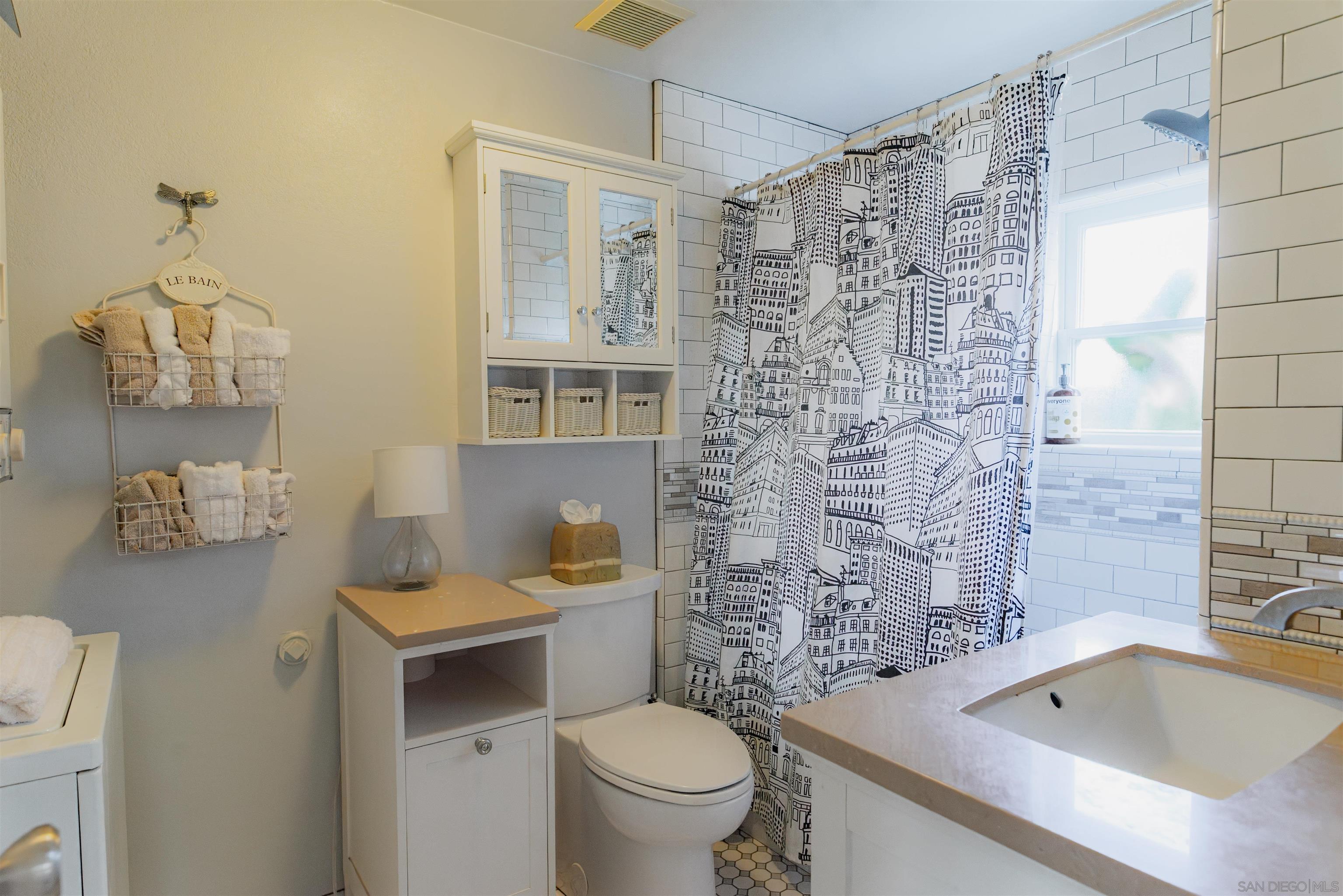 Detail Gallery Image 58 of 61 For 210 E 6th Ave, Escondido,  CA 92025 - 4 Beds | 4 Baths