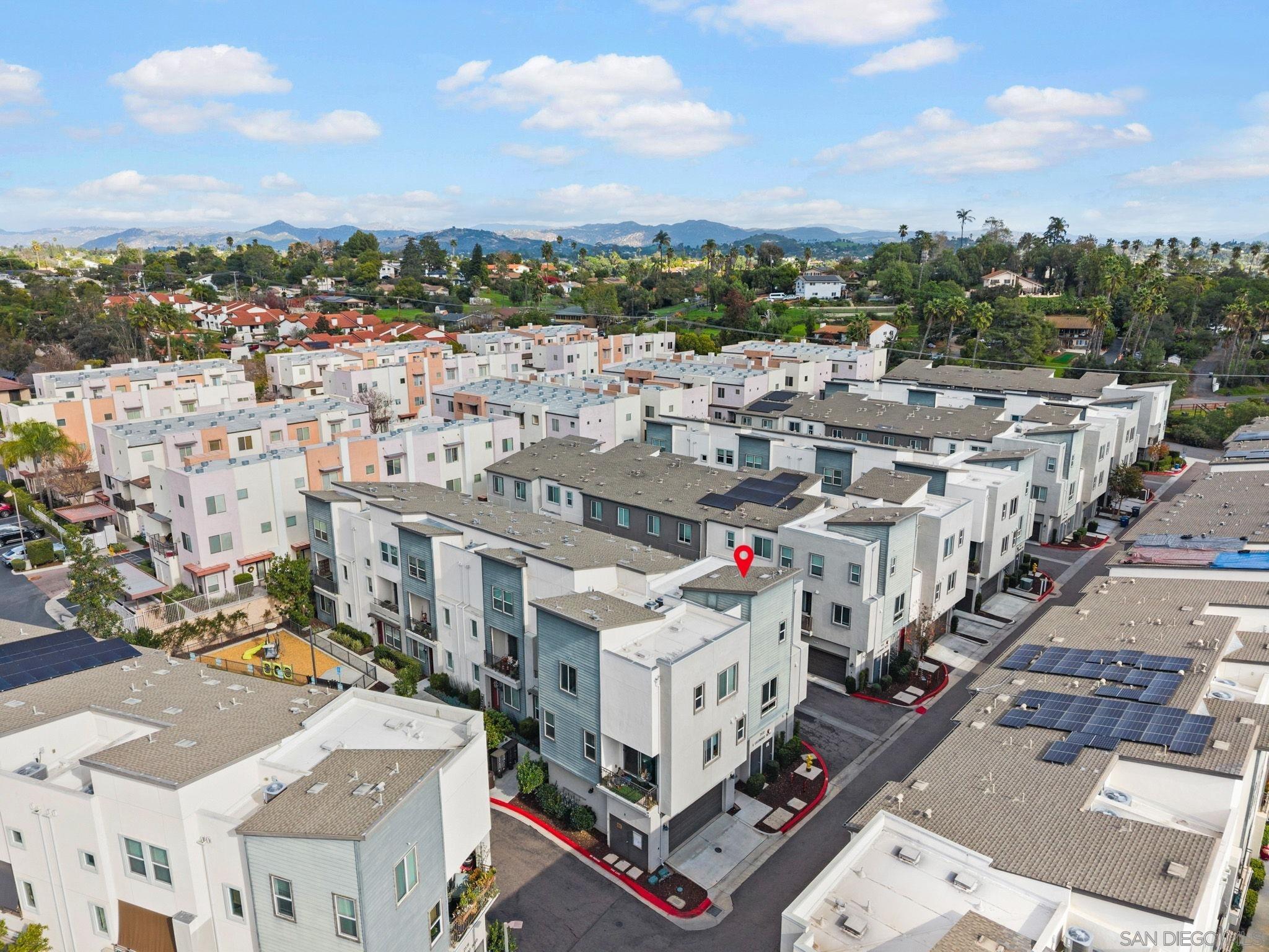 Detail Gallery Image 28 of 29 For 2532  S Escondido Blvd  #204,  Escondido,  CA 92025 - 2 Beds | 2/1 Baths