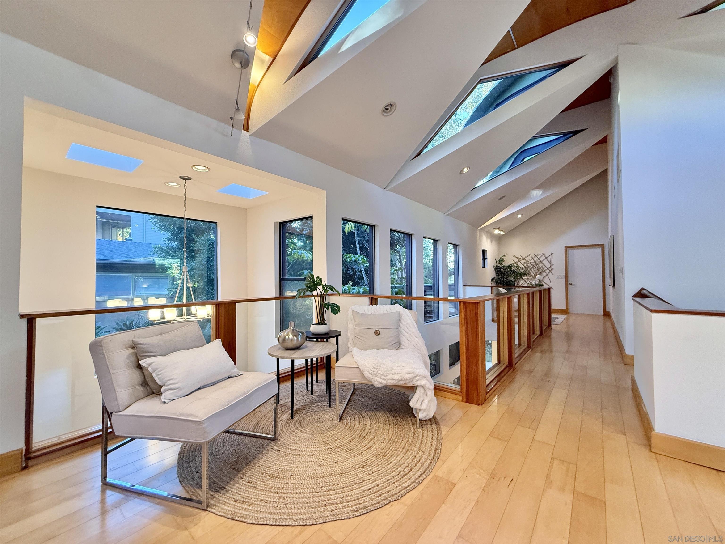 Detail Gallery Image 17 of 31 For 3566  Albatross St, San Diego,  CA 92103 - 3 Beds | 3/1 Baths