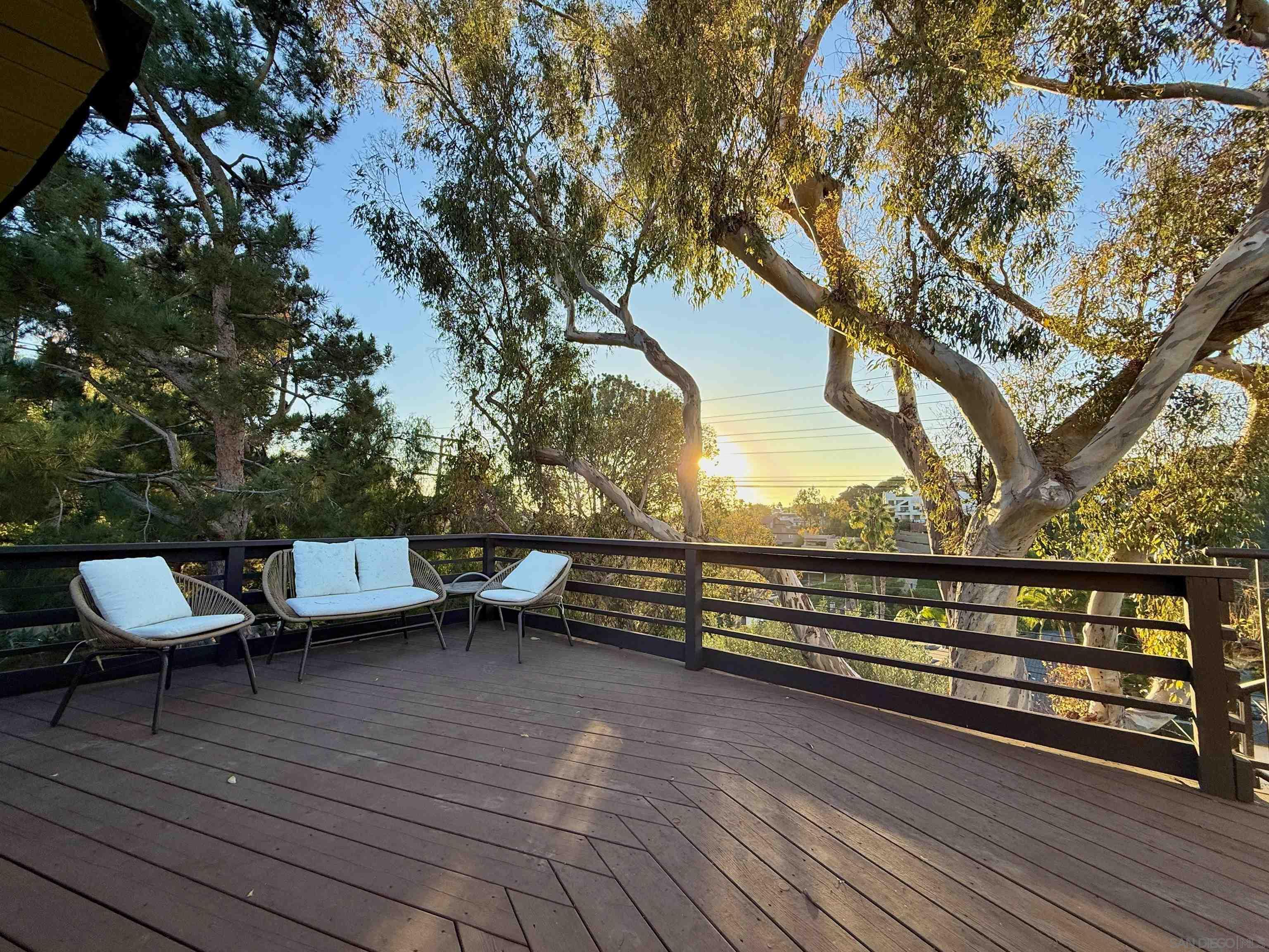 Detail Gallery Image 26 of 31 For 3566  Albatross St, San Diego,  CA 92103 - 3 Beds | 3/1 Baths