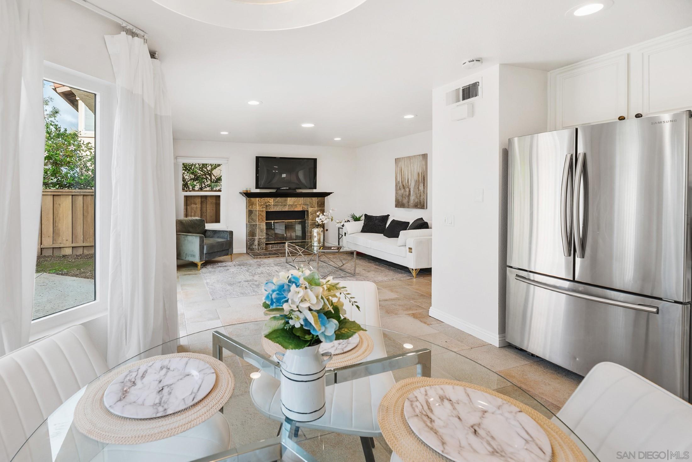 Detail Gallery Image 16 of 40 For 10734  Chinon Circle, San Diego,  CA 92126 - 4 Beds | 2/1 Baths