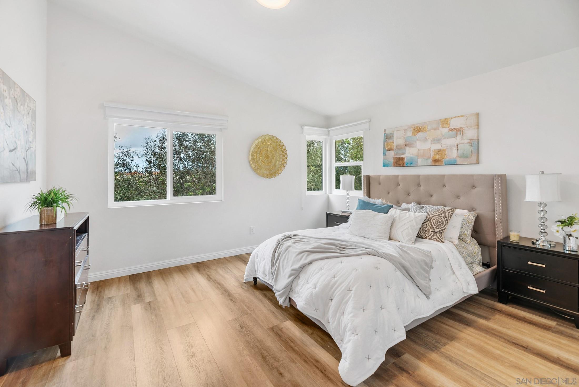 Detail Gallery Image 19 of 40 For 10734  Chinon Circle, San Diego,  CA 92126 - 4 Beds | 2/1 Baths