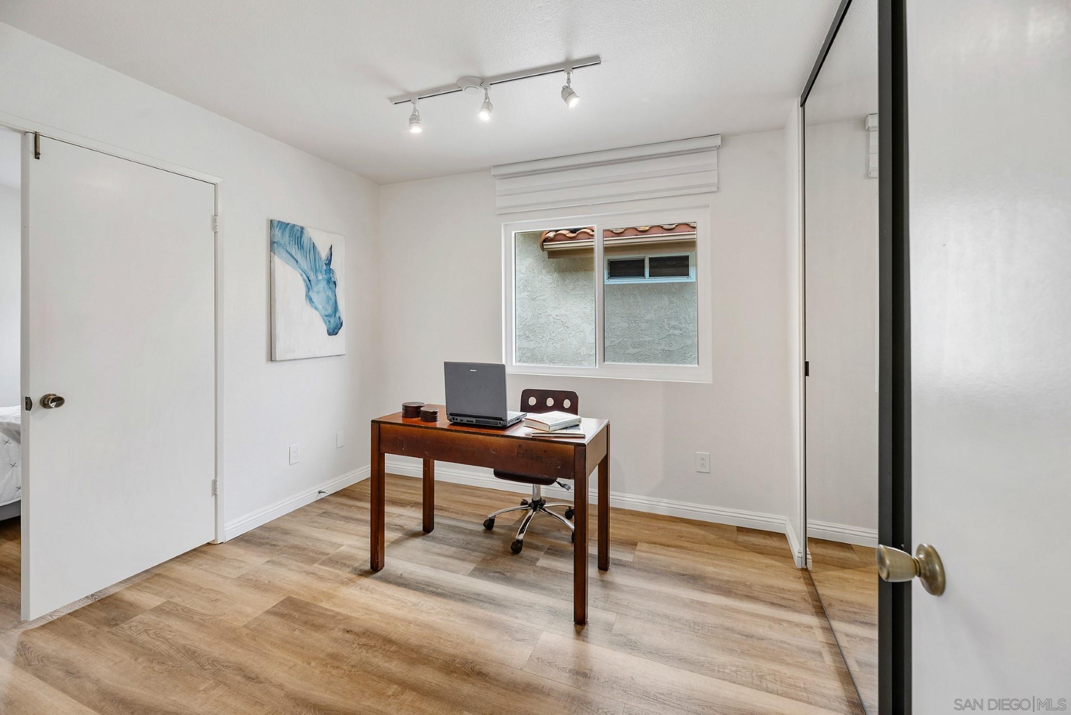 Detail Gallery Image 23 of 40 For 10734  Chinon Circle, San Diego,  CA 92126 - 4 Beds | 2/1 Baths