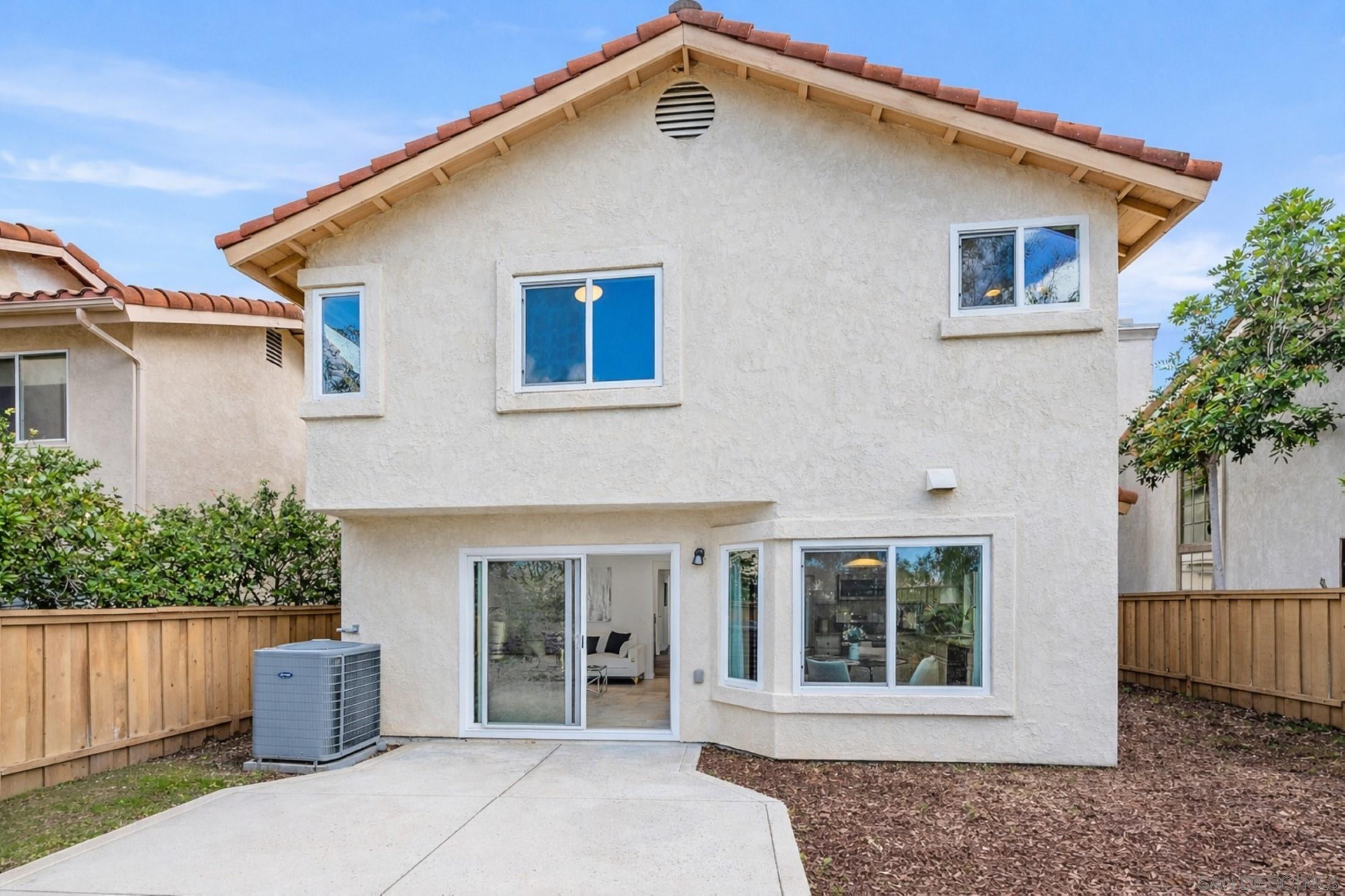 Detail Gallery Image 33 of 40 For 10734  Chinon Circle, San Diego,  CA 92126 - 4 Beds | 2/1 Baths