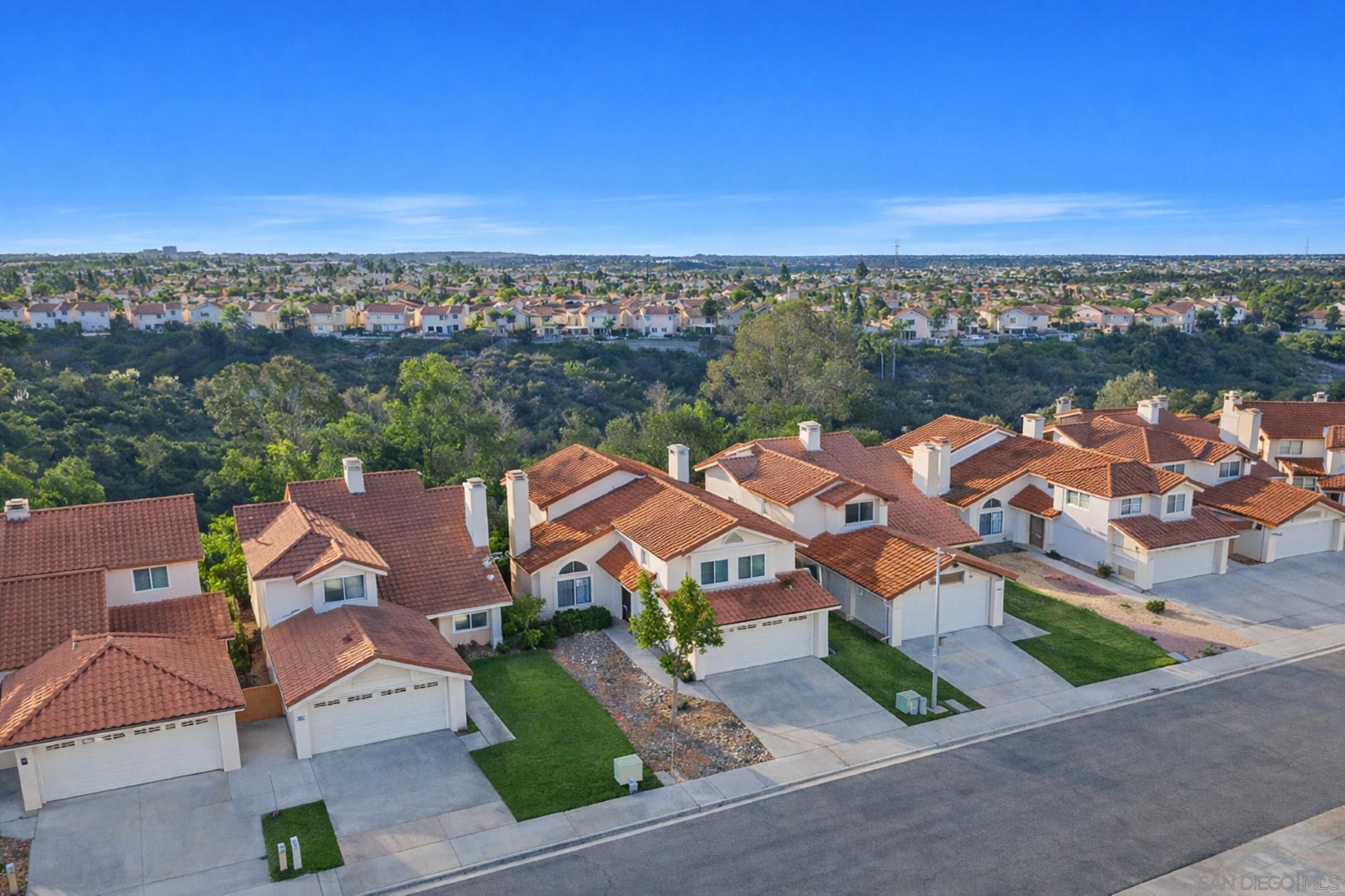 Detail Gallery Image 37 of 40 For 10734  Chinon Circle, San Diego,  CA 92126 - 4 Beds | 2/1 Baths