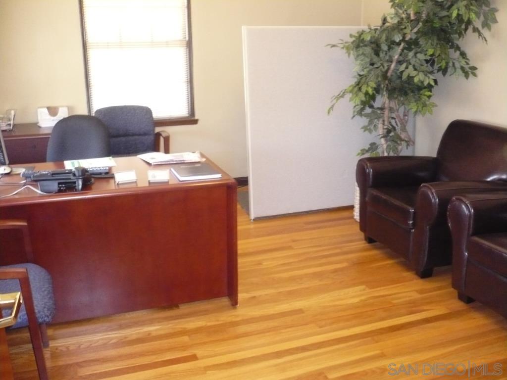 Detail Gallery Image 2 of 5 For 430  Nutmeg, San Diego,  CA 92103 - – Beds | – Baths