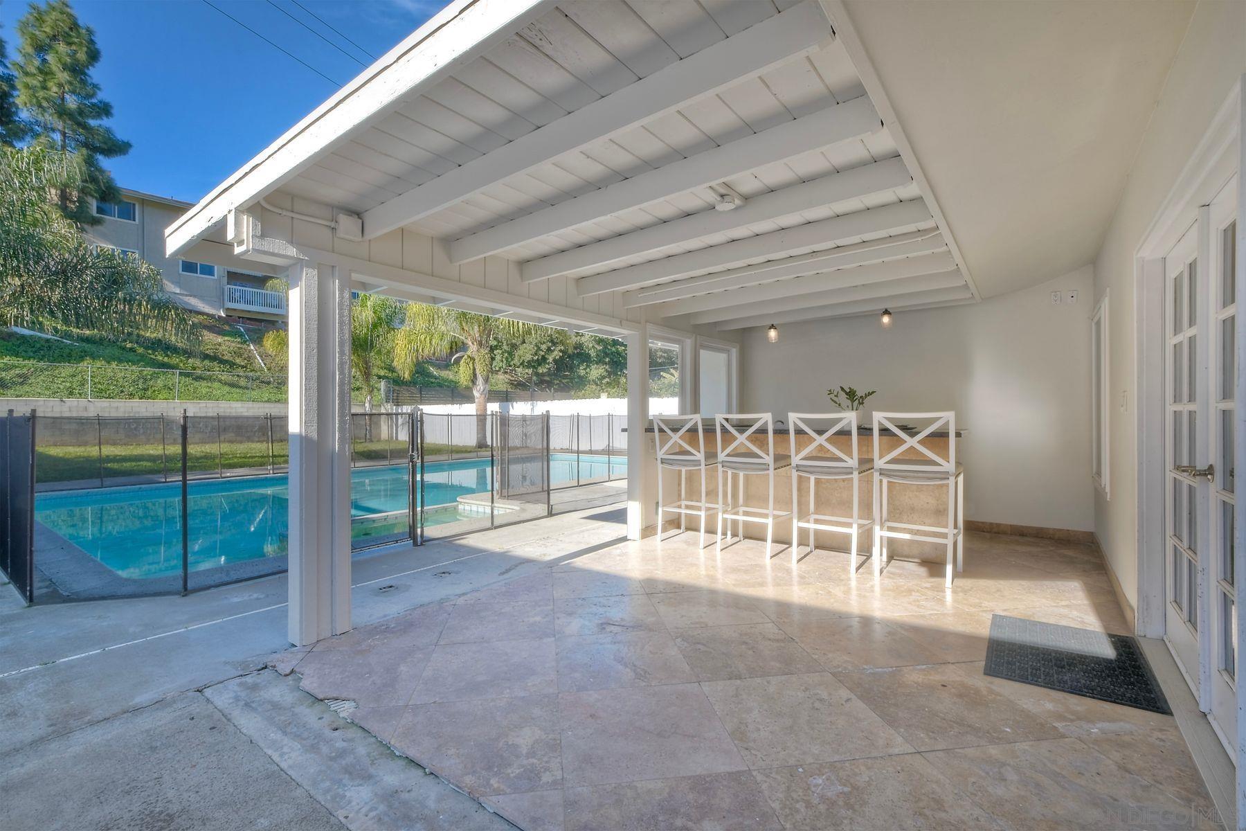 Detail Gallery Image 20 of 26 For 2372  Worden St, San Diego,  CA 92107 - 4 Beds | 2 Baths