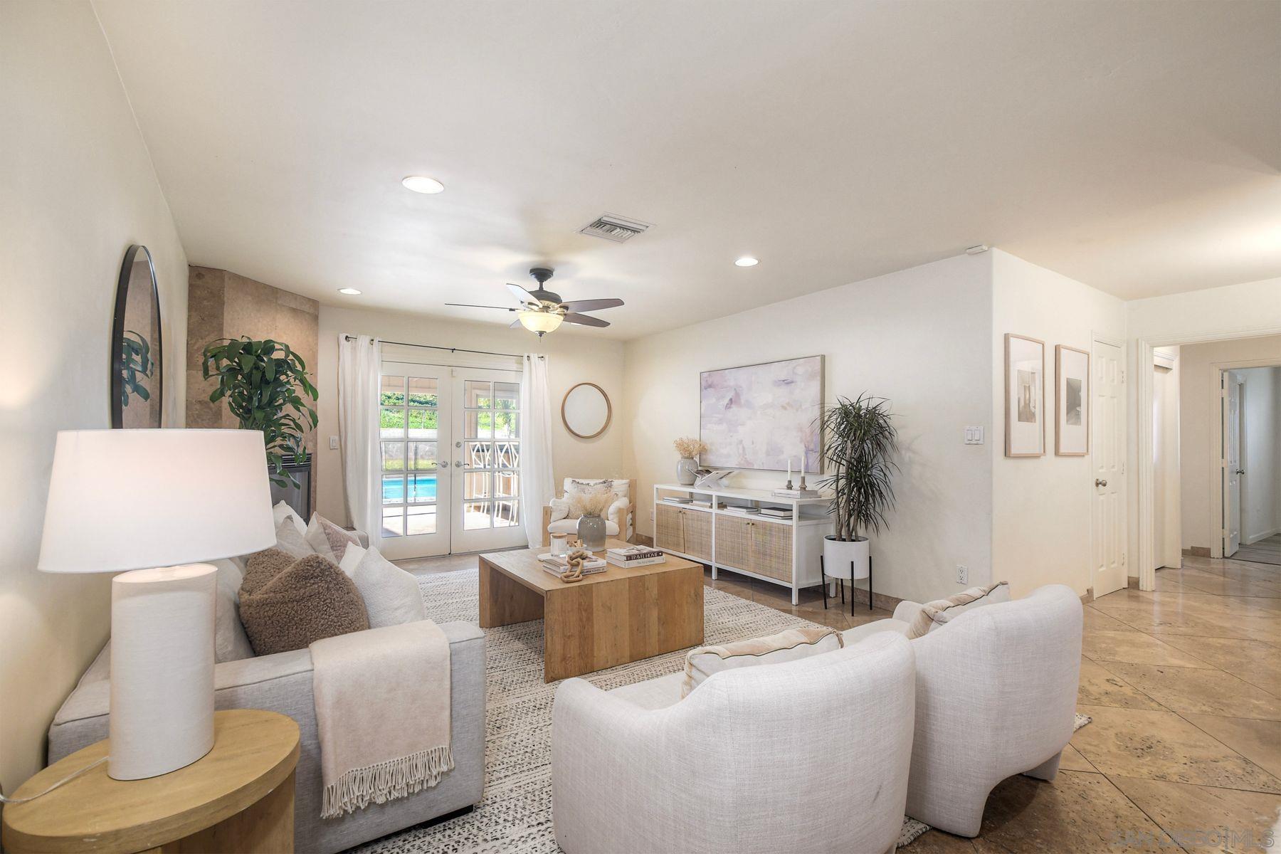 Detail Gallery Image 3 of 26 For 2372  Worden St, San Diego,  CA 92107 - 4 Beds | 2 Baths