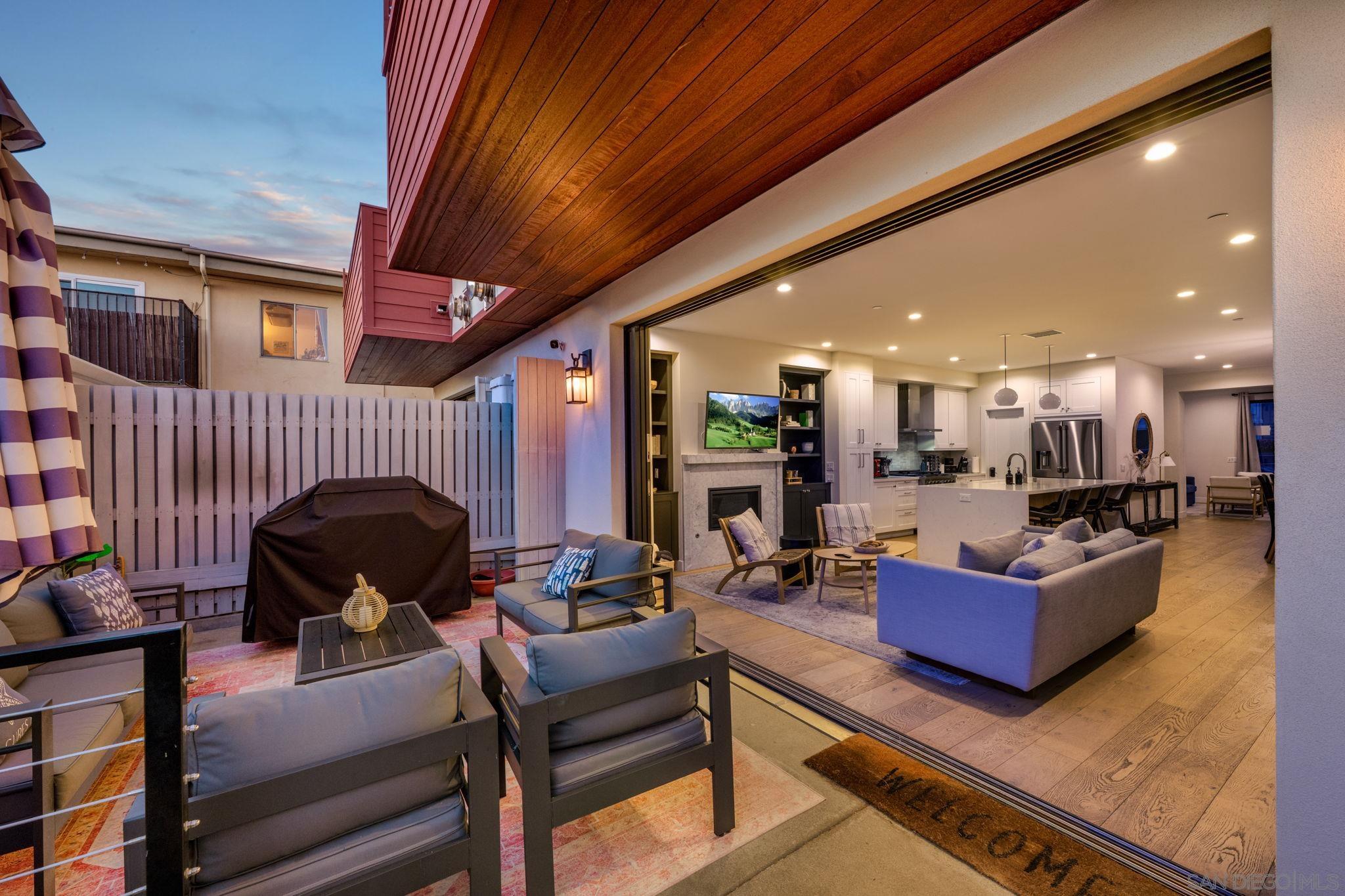 Detail Gallery Image 7 of 75 For 523 S Myers St, Oceanside,  CA 92054 - 4 Beds | 3/1 Baths