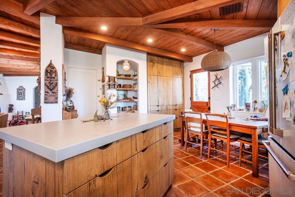 Detail Gallery Image 3 of 53 For 255  Hillside Place, El Cajon,  CA 92021 - 4 Beds | 3/1 Baths