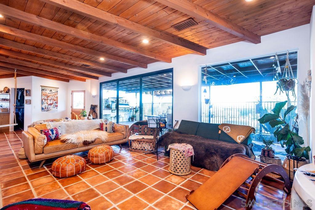 Detail Gallery Image 23 of 53 For 255  Hillside Place, El Cajon,  CA 92021 - 4 Beds | 3/1 Baths