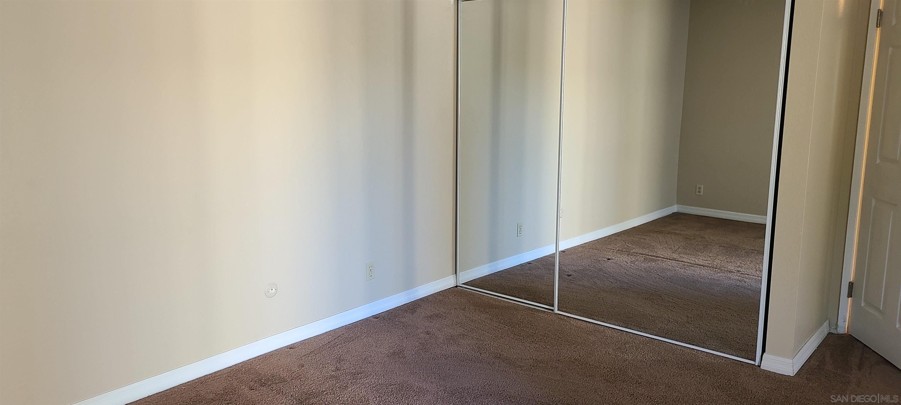 Detail Gallery Image 11 of 42 For 1395  Caminito Gabaldon  #C,  San Diego,  CA 92108 - 2 Beds | 1 Baths