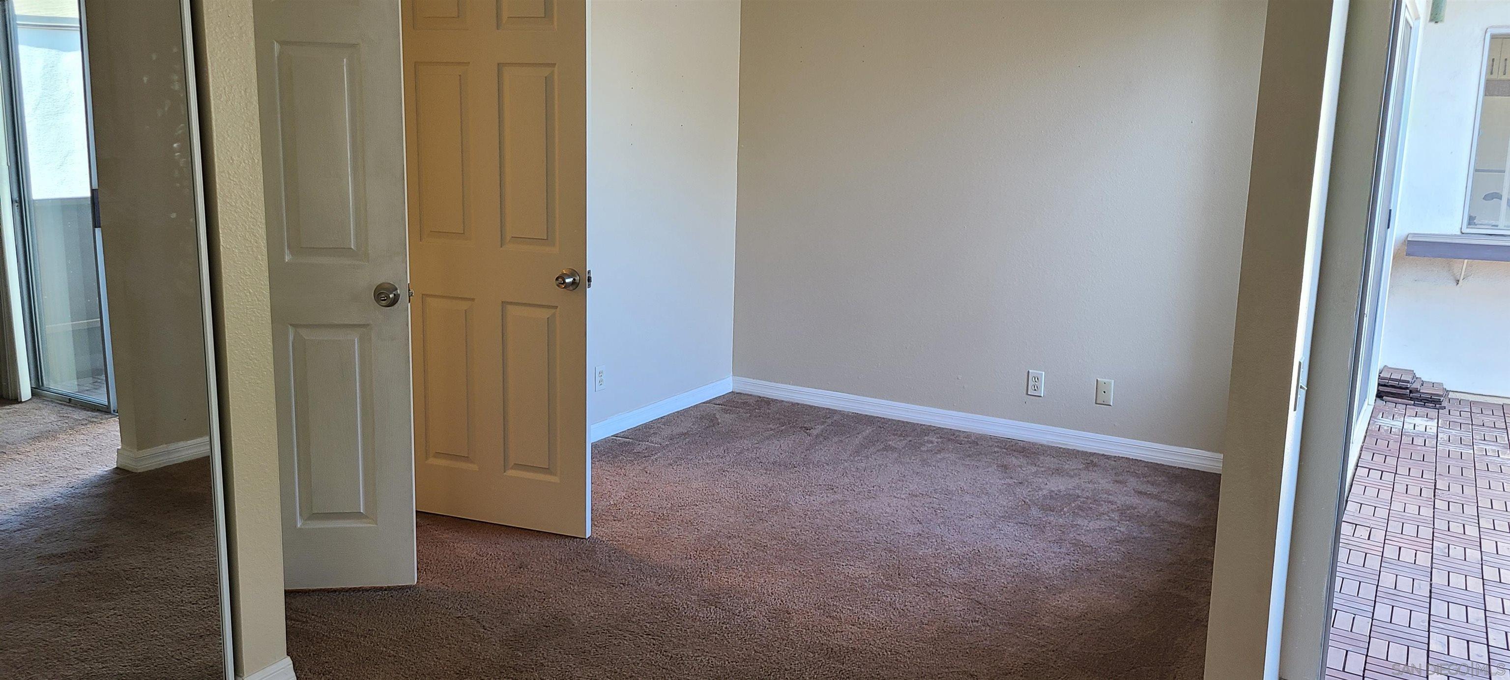 Detail Gallery Image 14 of 42 For 1395  Caminito Gabaldon  #C,  San Diego,  CA 92108 - 2 Beds | 1 Baths