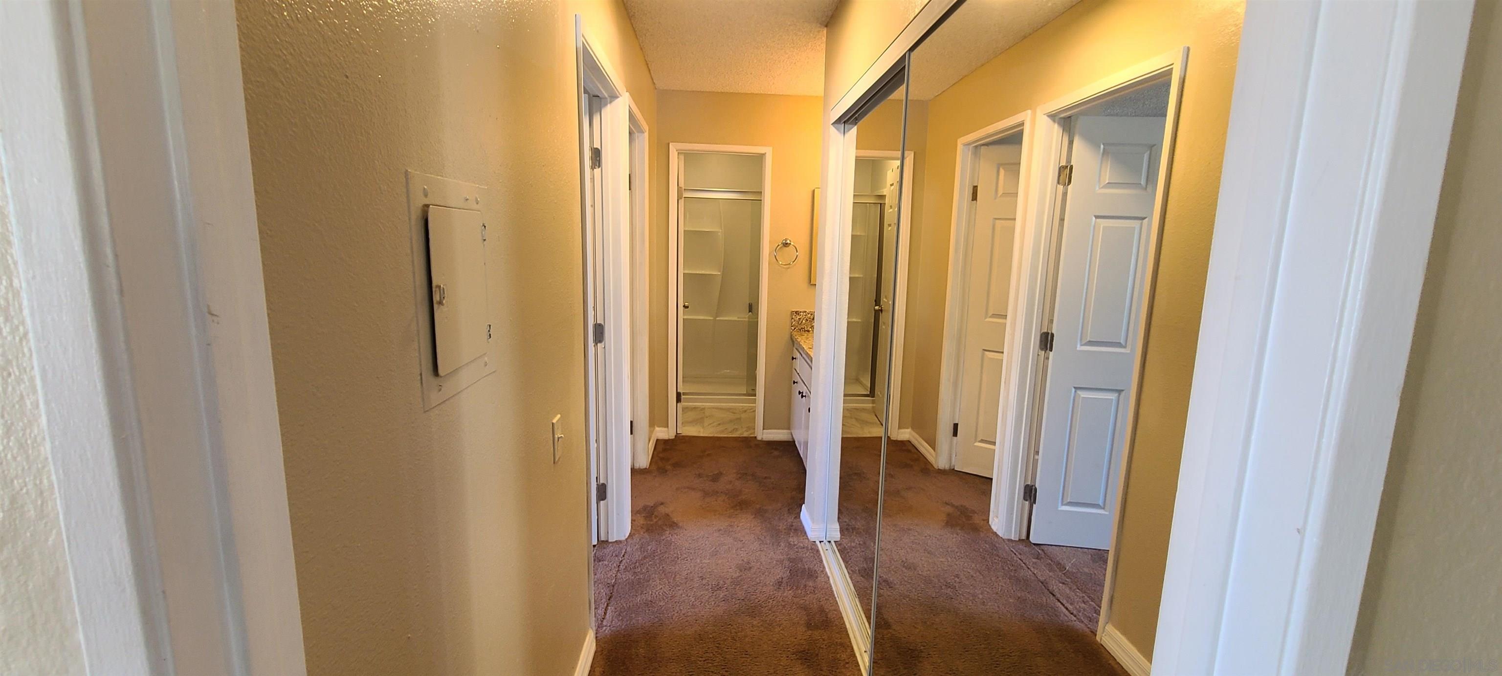 Detail Gallery Image 31 of 42 For 1395  Caminito Gabaldon  #C,  San Diego,  CA 92108 - 2 Beds | 1 Baths