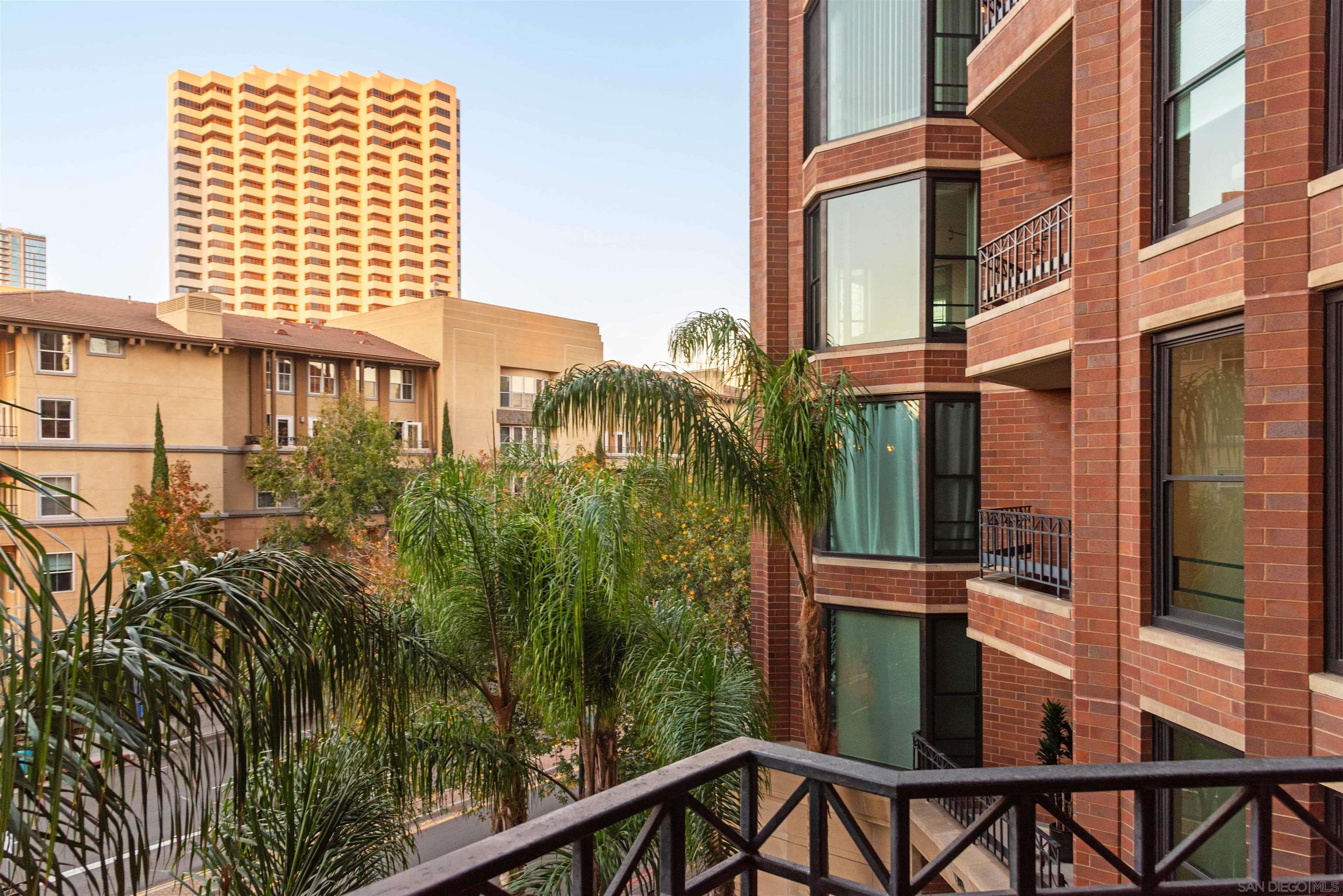 Detail Gallery Image 8 of 50 For 500 W Harbor Drive  #413,  San Diego,  CA 92101 - 2 Beds | 2 Baths