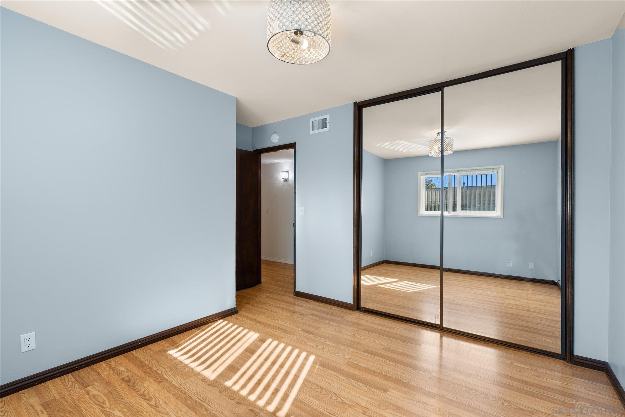 Detail Gallery Image 21 of 62 For 11518  205th St, Lakewood,  CA 90715 - 3 Beds | 2 Baths