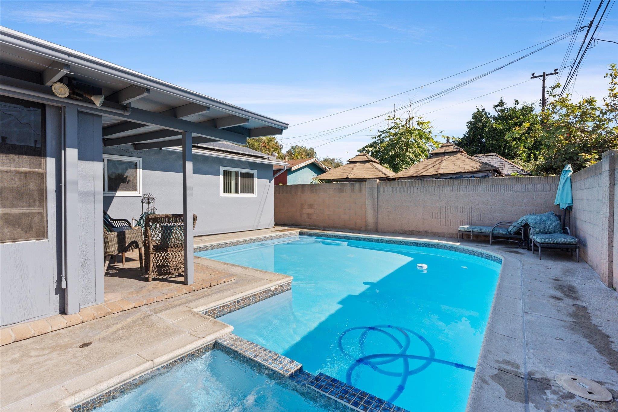 Detail Gallery Image 26 of 62 For 11518  205th St, Lakewood,  CA 90715 - 3 Beds | 2 Baths