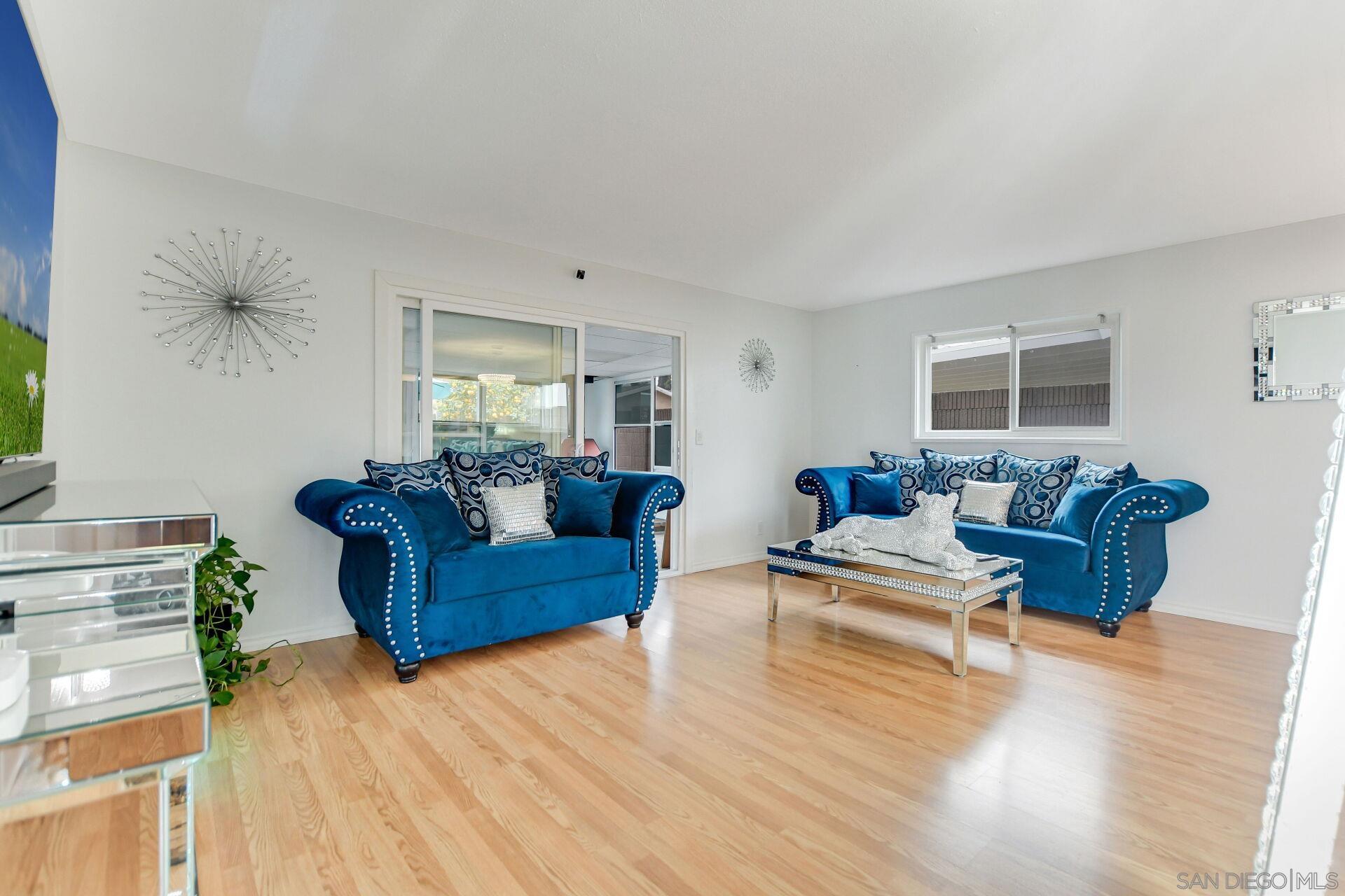 Detail Gallery Image 37 of 62 For 11518  205th St, Lakewood,  CA 90715 - 3 Beds | 2 Baths