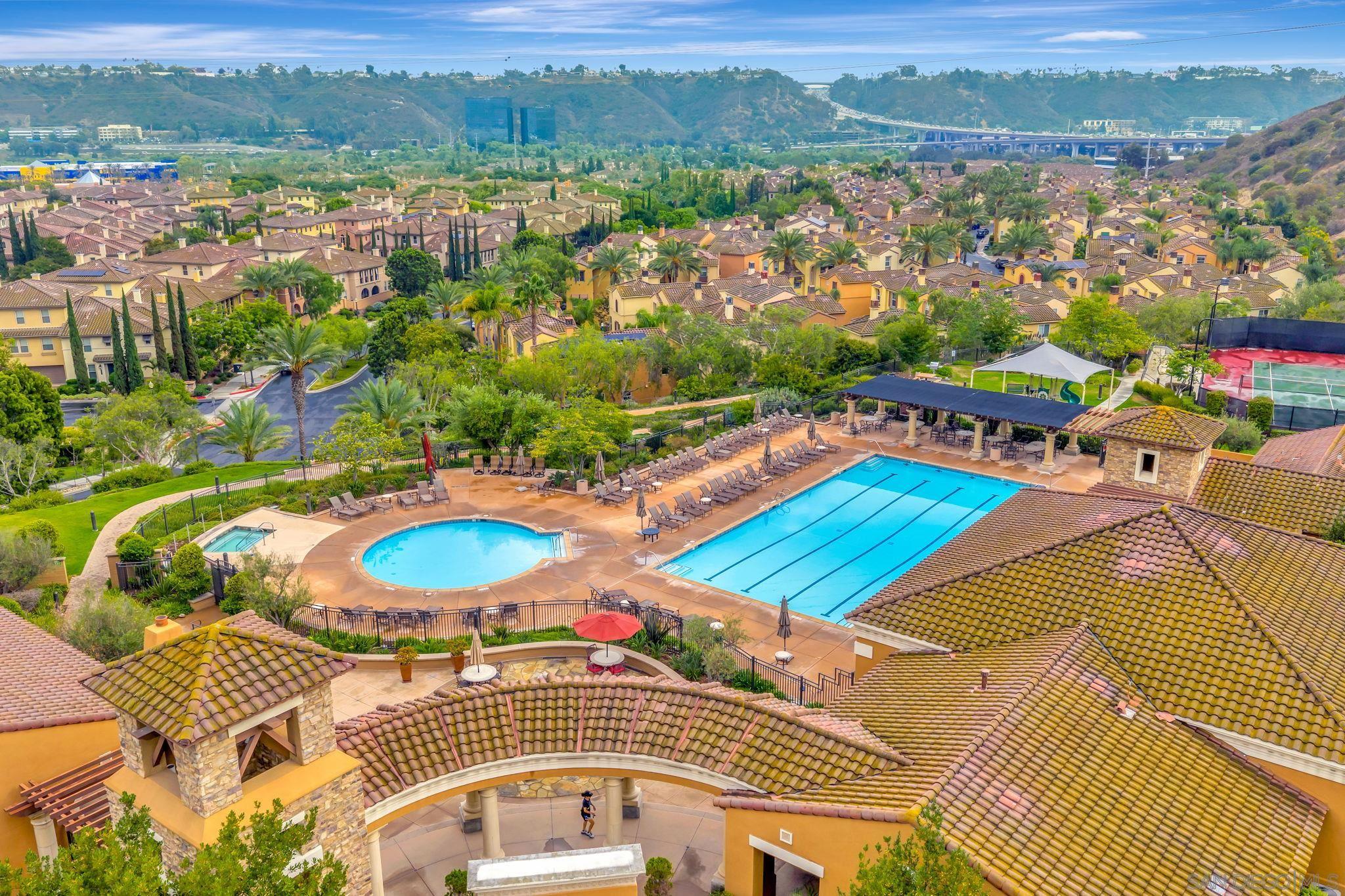 Detail Gallery Image 32 of 32 For 2847  Escala Cir, San Diego,  CA 92108 - 3 Beds | 3 Baths