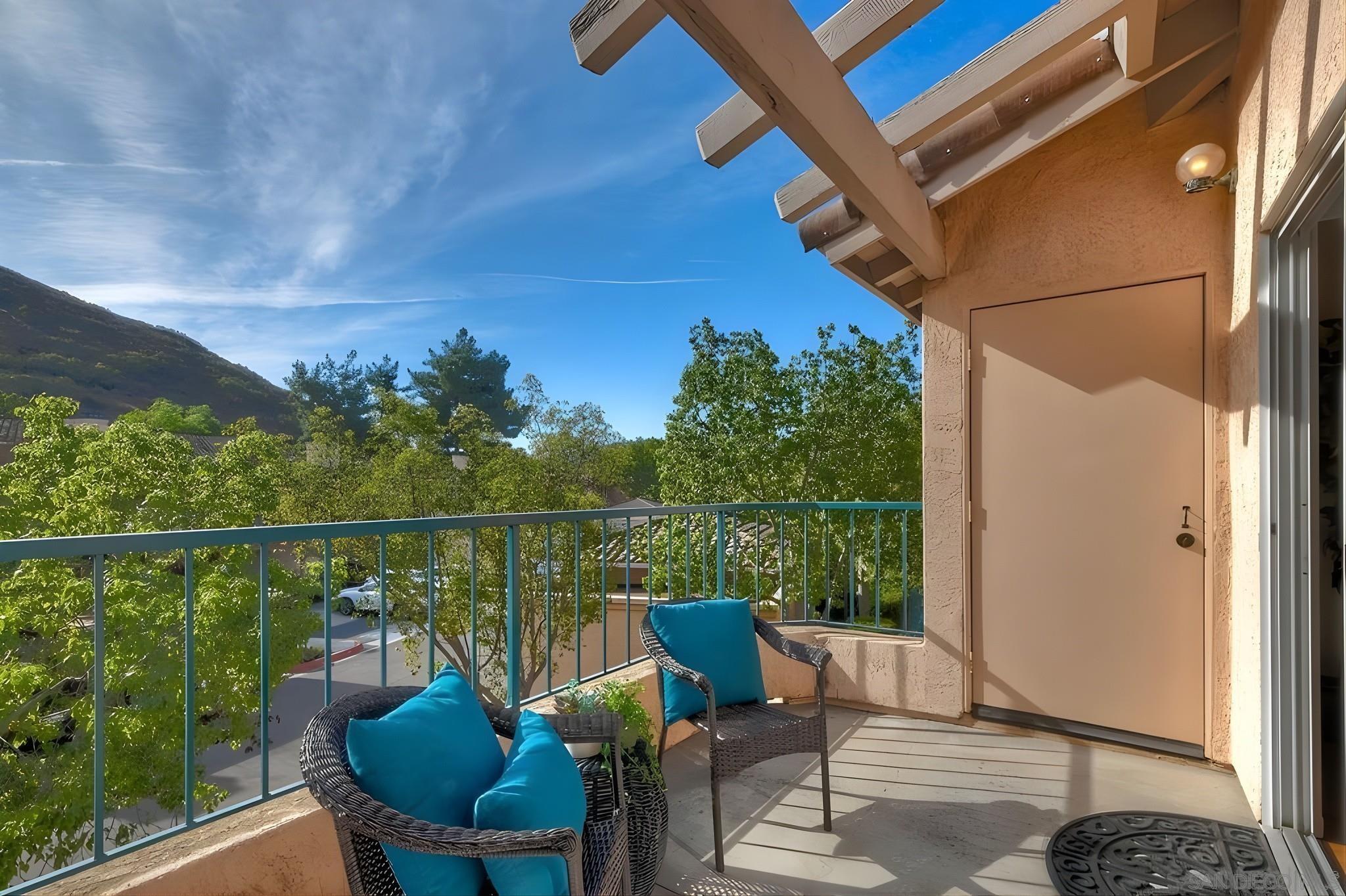 Detail Gallery Image 11 of 53 For 18523  Caminito Pasadero  355, San Diego,  CA 92128 - 2 Beds | 2 Baths