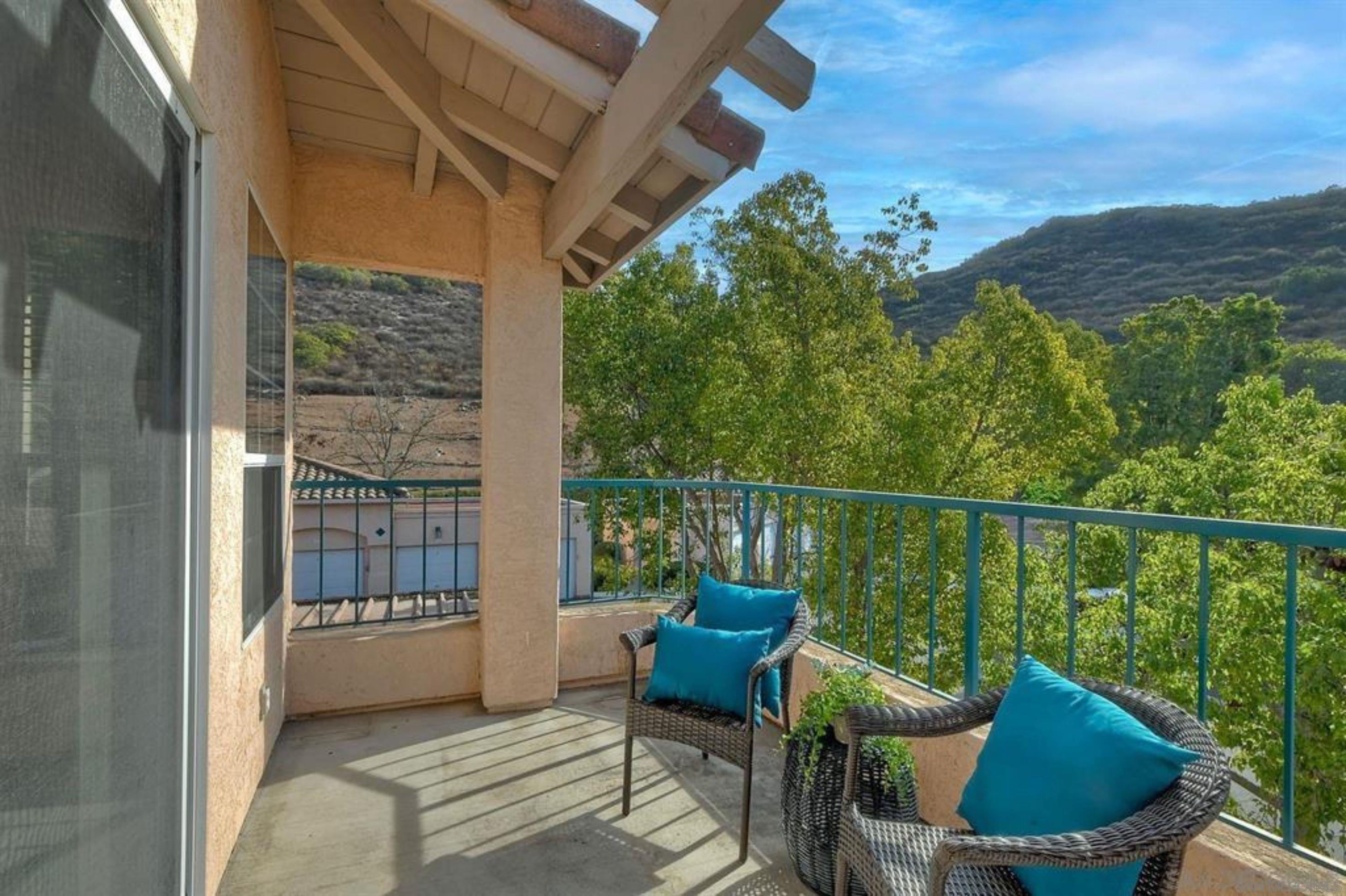 Detail Gallery Image 12 of 53 For 18523  Caminito Pasadero  355, San Diego,  CA 92128 - 2 Beds | 2 Baths