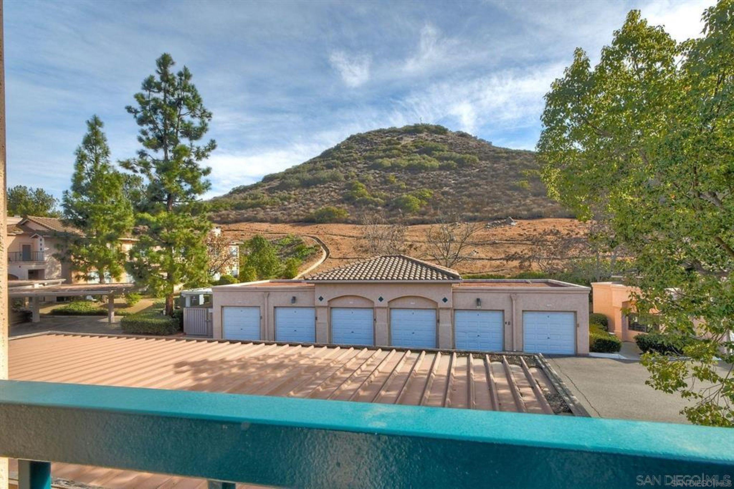 Detail Gallery Image 13 of 53 For 18523  Caminito Pasadero  355, San Diego,  CA 92128 - 2 Beds | 2 Baths