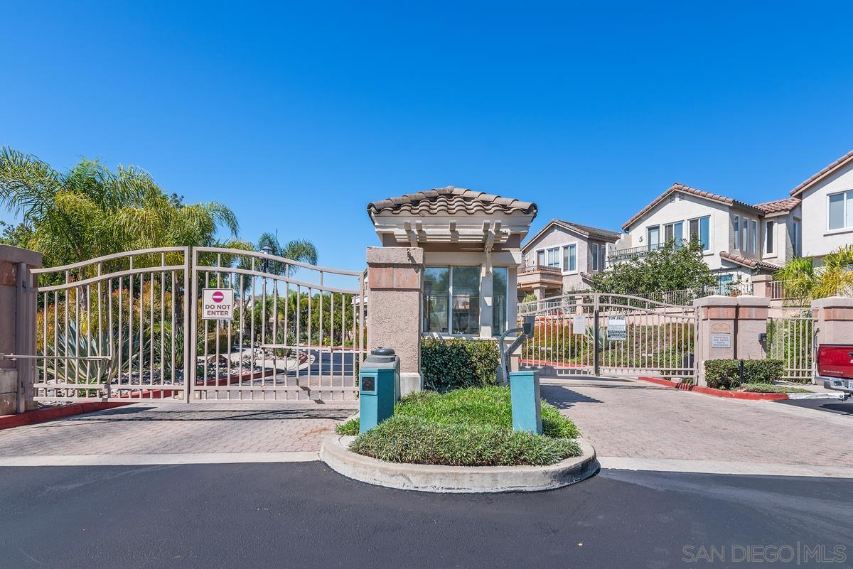 Detail Gallery Image 33 of 53 For 18523  Caminito Pasadero  355, San Diego,  CA 92128 - 2 Beds | 2 Baths