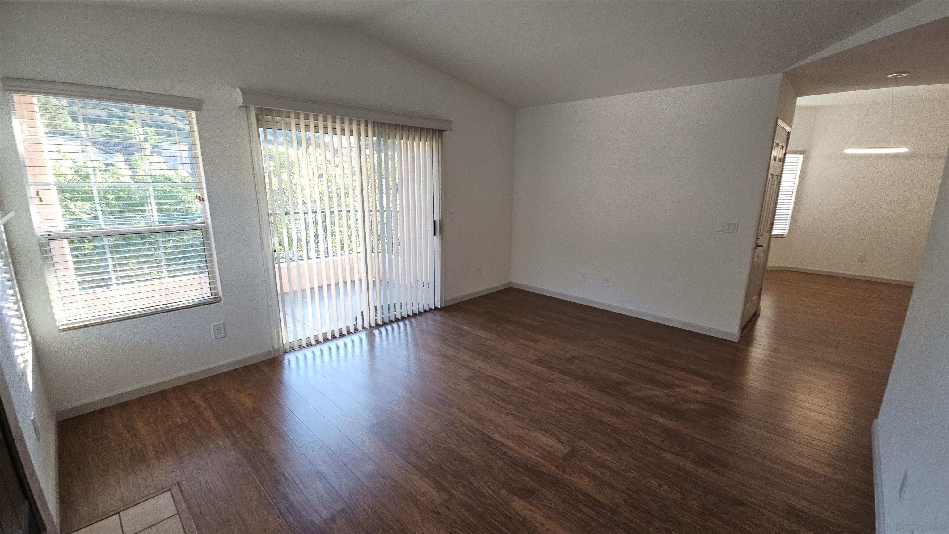 Detail Gallery Image 9 of 53 For 18523  Caminito Pasadero  355, San Diego,  CA 92128 - 2 Beds | 2 Baths