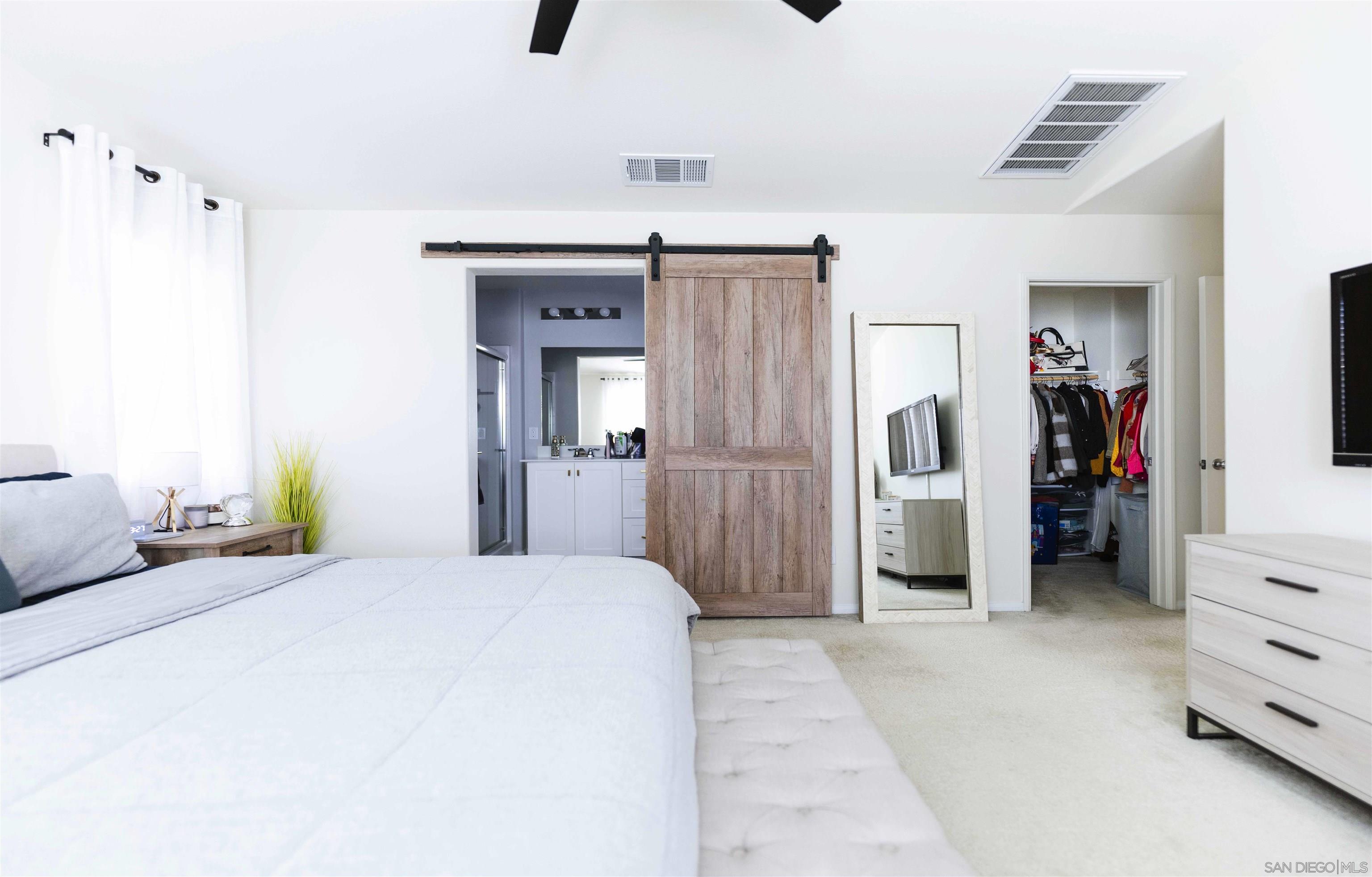 Detail Gallery Image 12 of 73 For 29137  Red Alder, Lake Elsinore,  CA 92530 - 3 Beds | 2/1 Baths