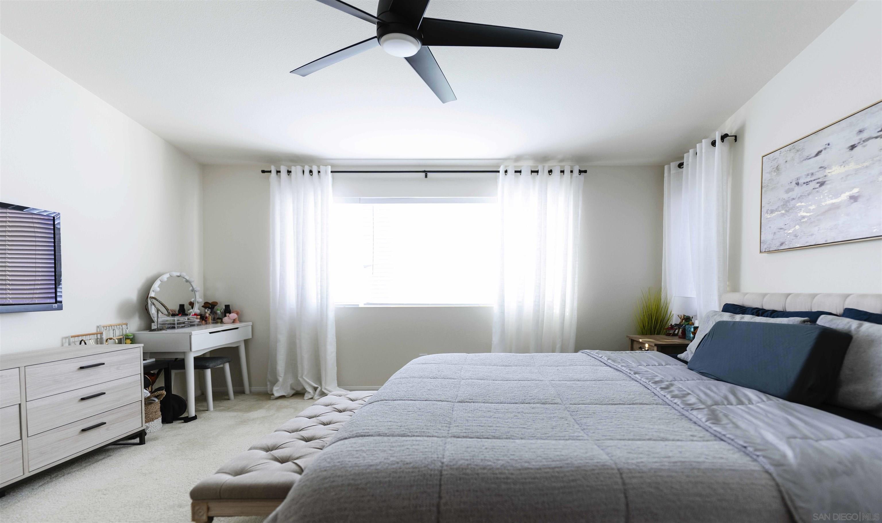 Detail Gallery Image 13 of 73 For 29137  Red Alder, Lake Elsinore,  CA 92530 - 3 Beds | 2/1 Baths